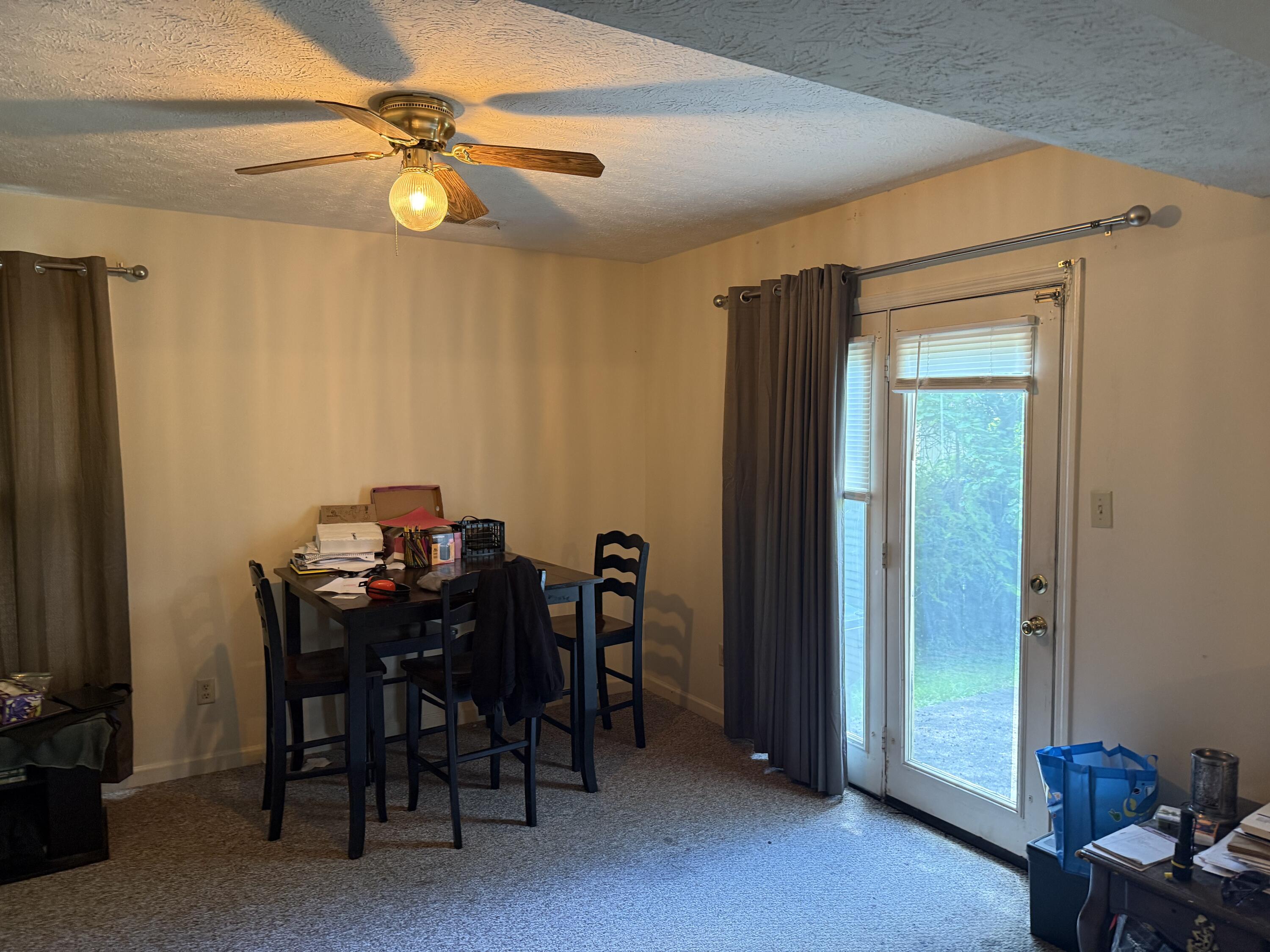 206 Aqueduct Drive Property Photo 7