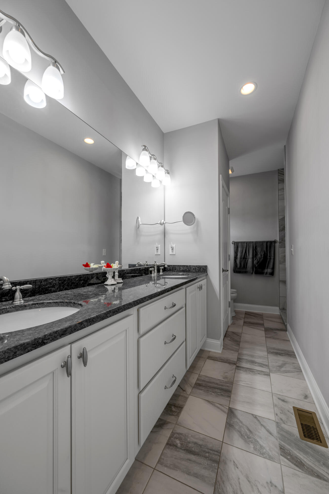 1208 White Oak Road Property Photo 19