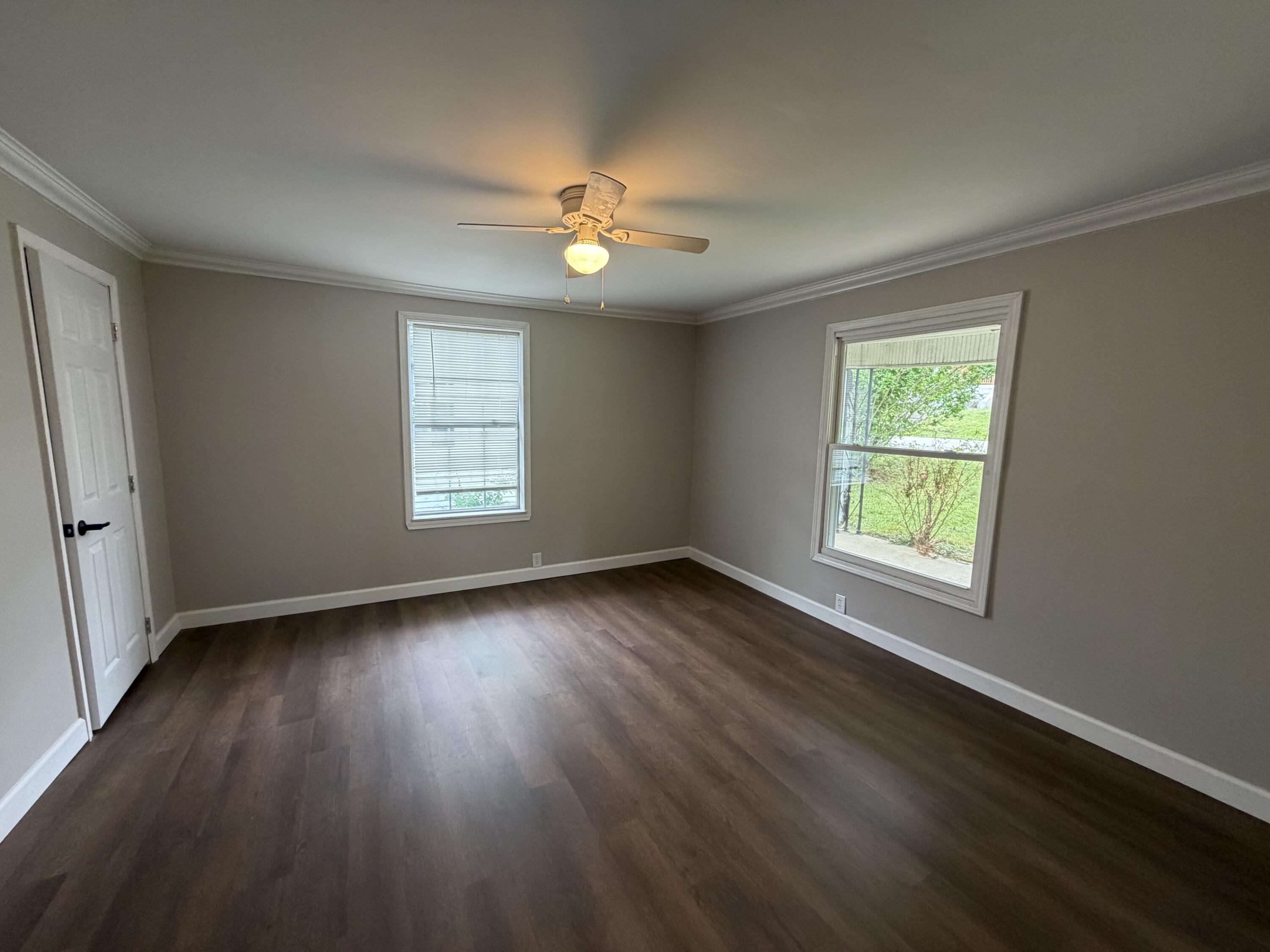 1003 Whitley Avenue Property Photo 8