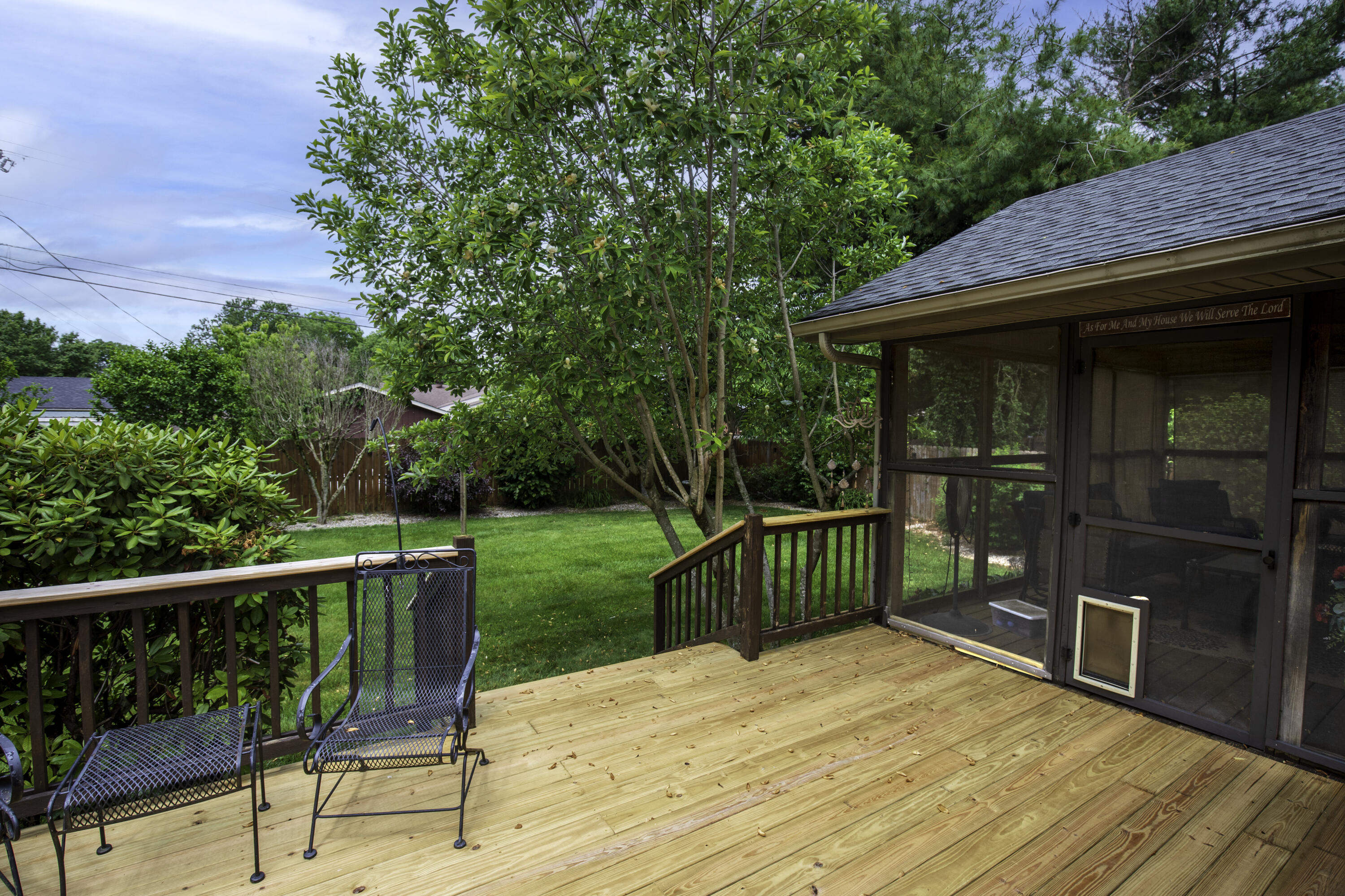 453 Gleneagles Way Property Photo 23
