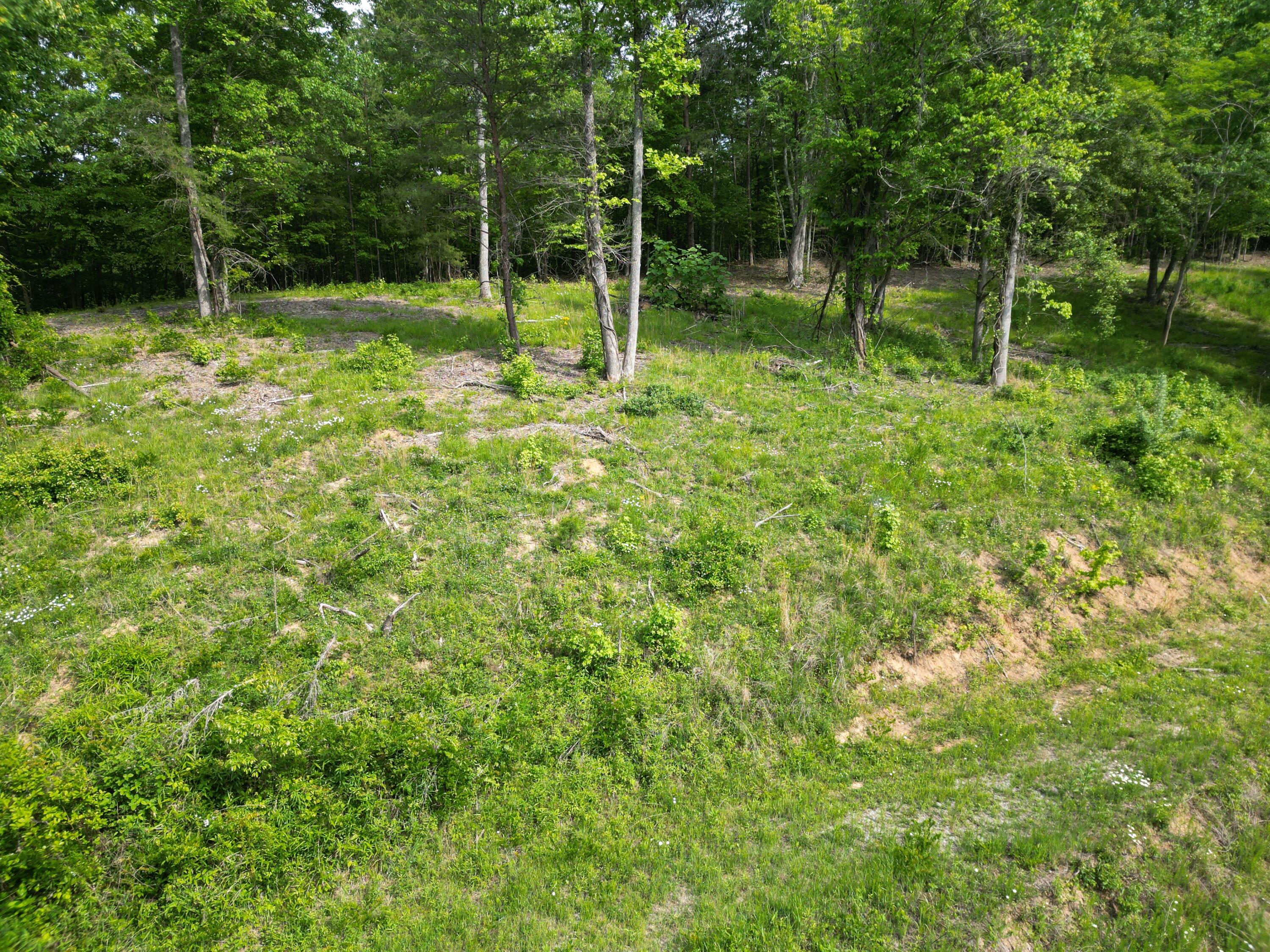 999 5th Street Road Property Photo 3