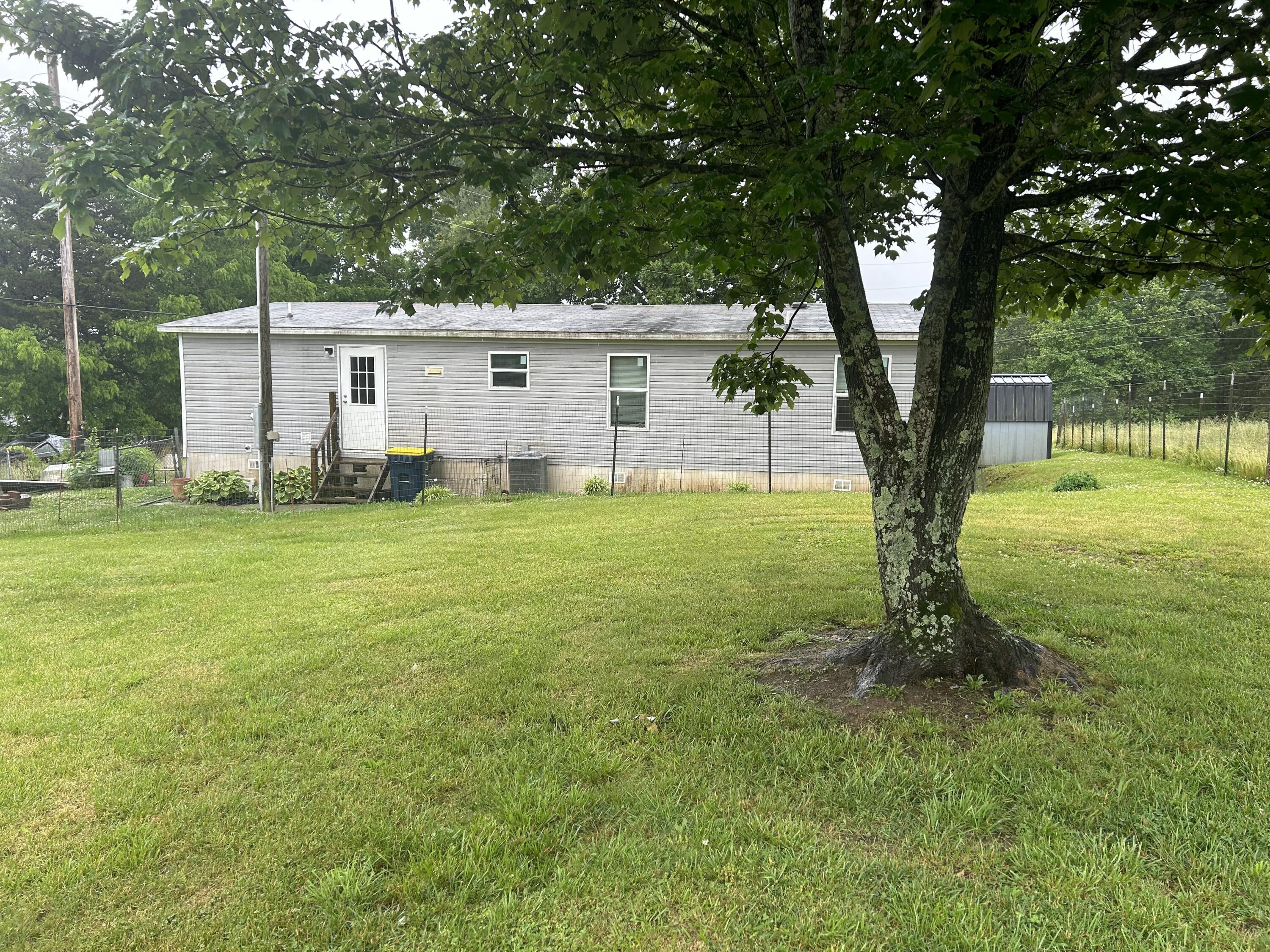 865 Barnett Road Property Photo 5