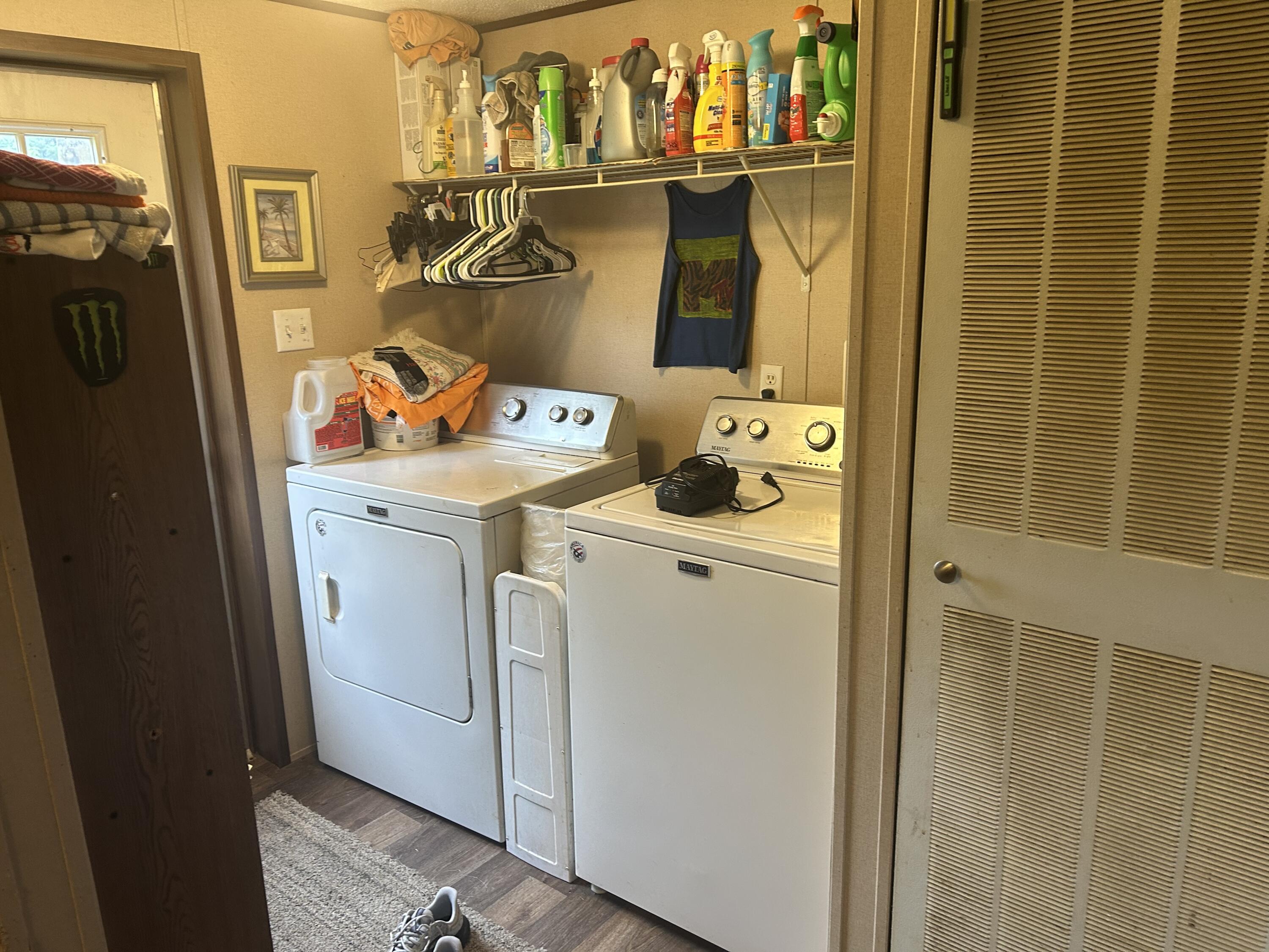 865 Barnett Road Property Photo 11