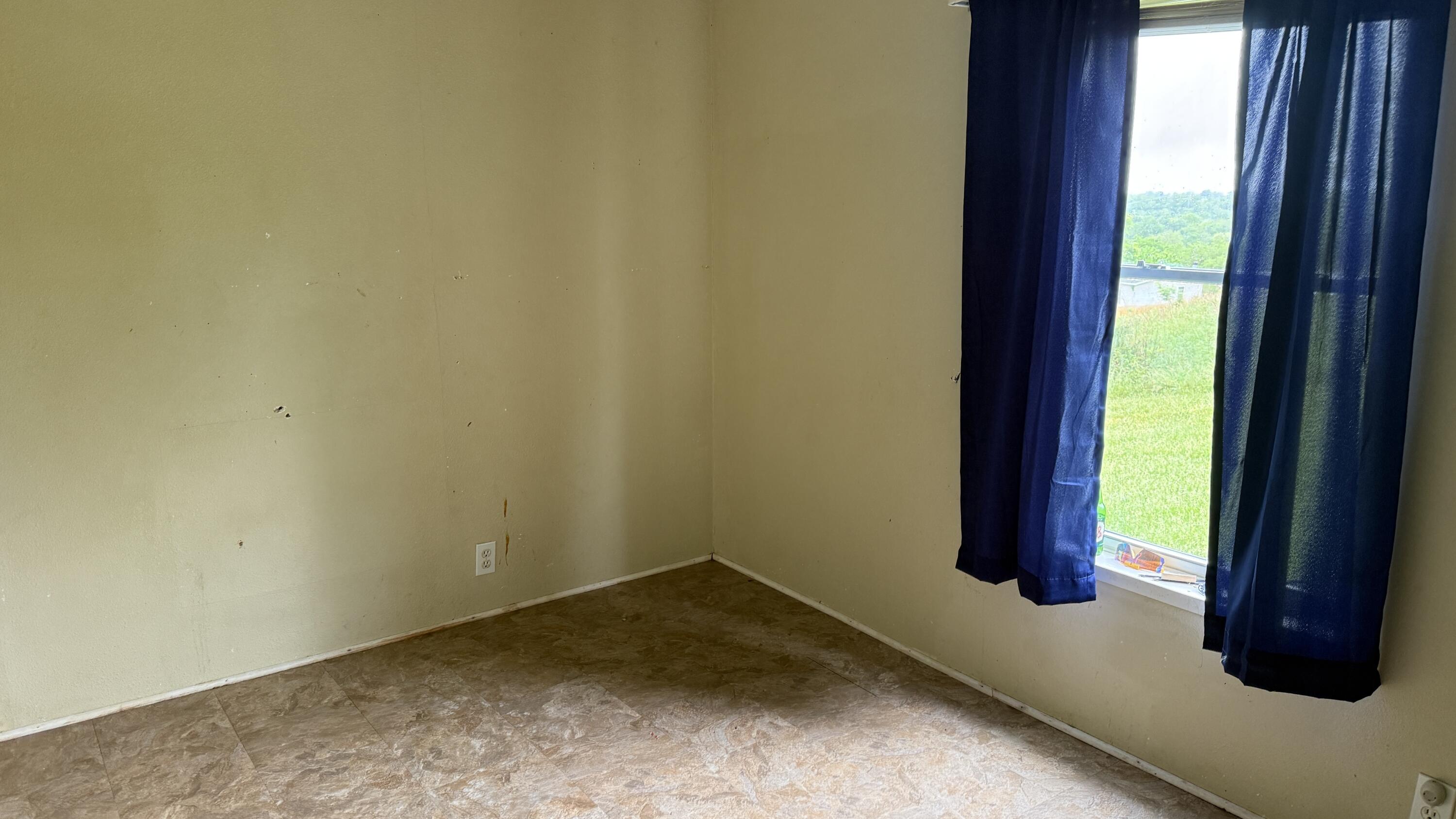 511 Tom Hackley Road Property Photo 2