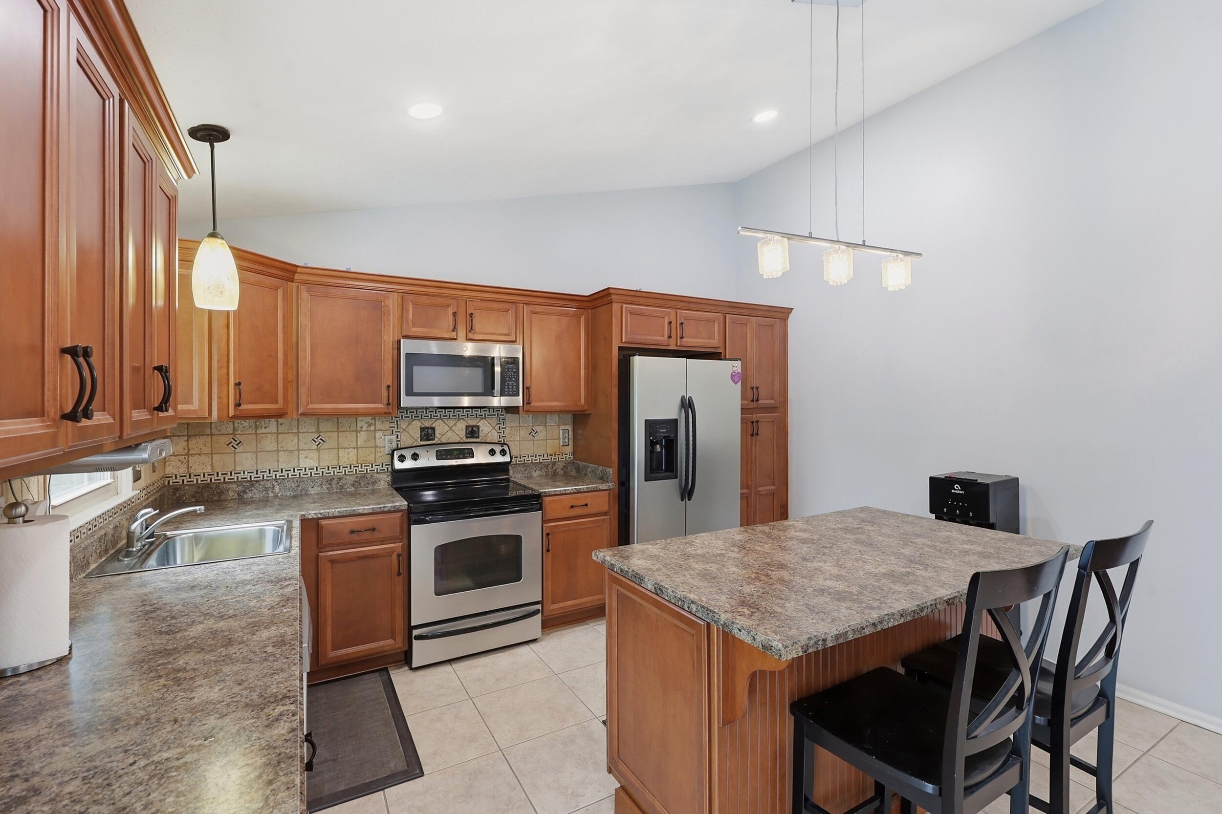 3917 Crosby Drive Property Photo 6
