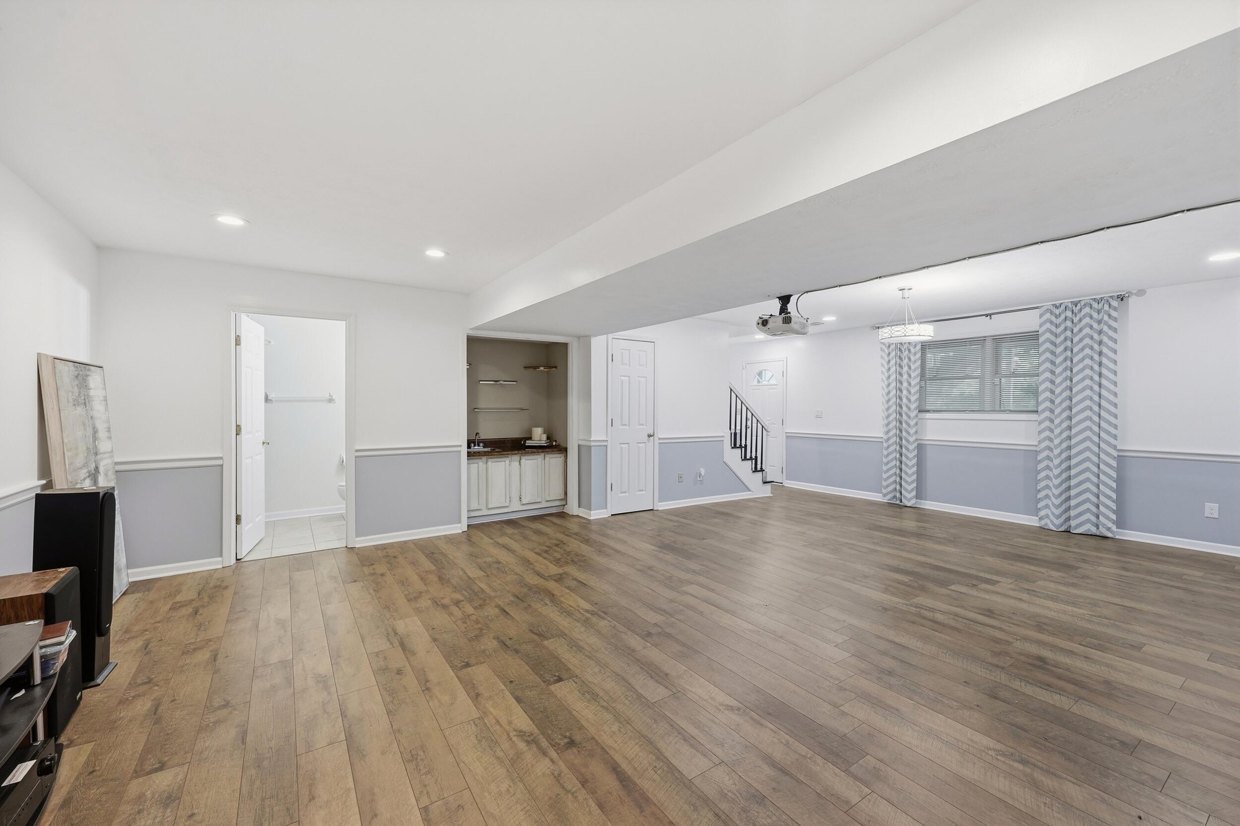 3917 Crosby Drive Property Photo 11