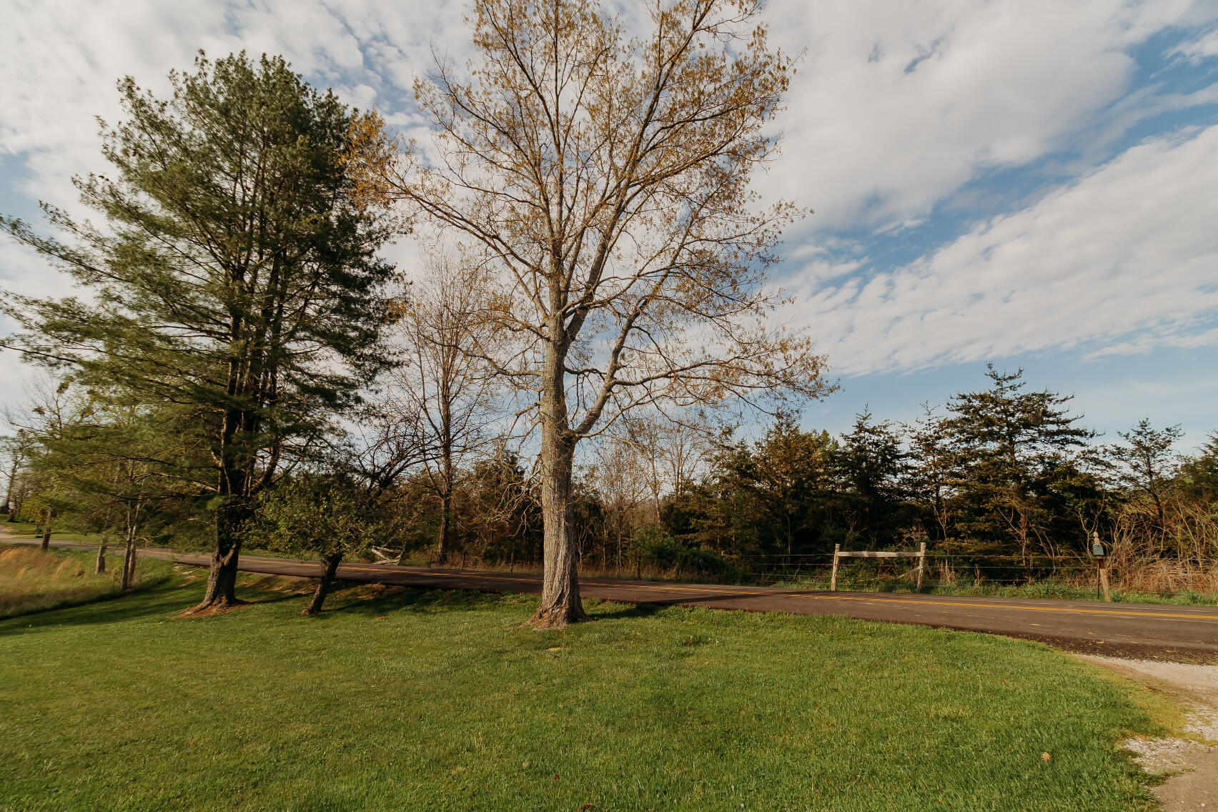 6177 746 Highway Property Photo 2