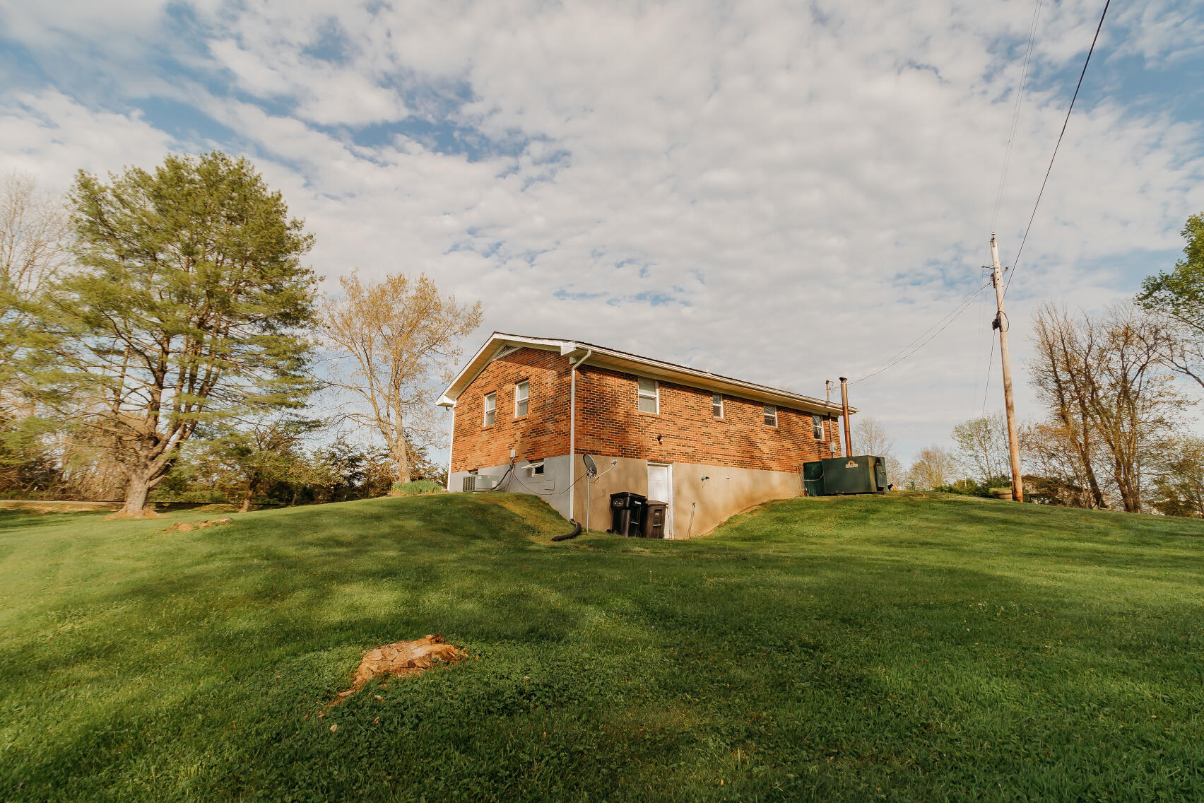 6177 746 Highway Property Photo 4