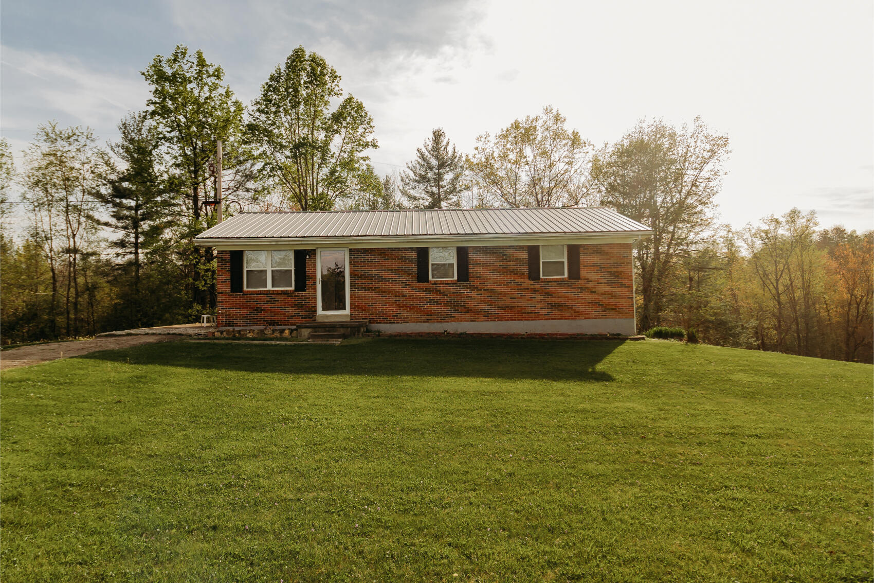 6177 746 Highway Property Photo 7