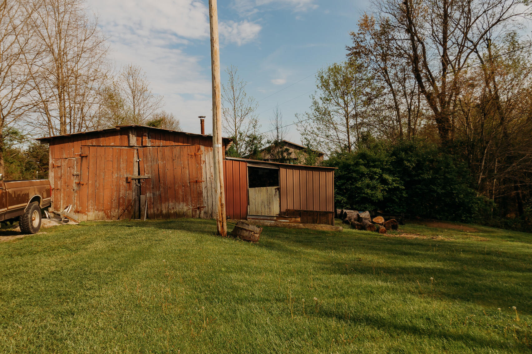 6177 746 Highway Property Photo 8