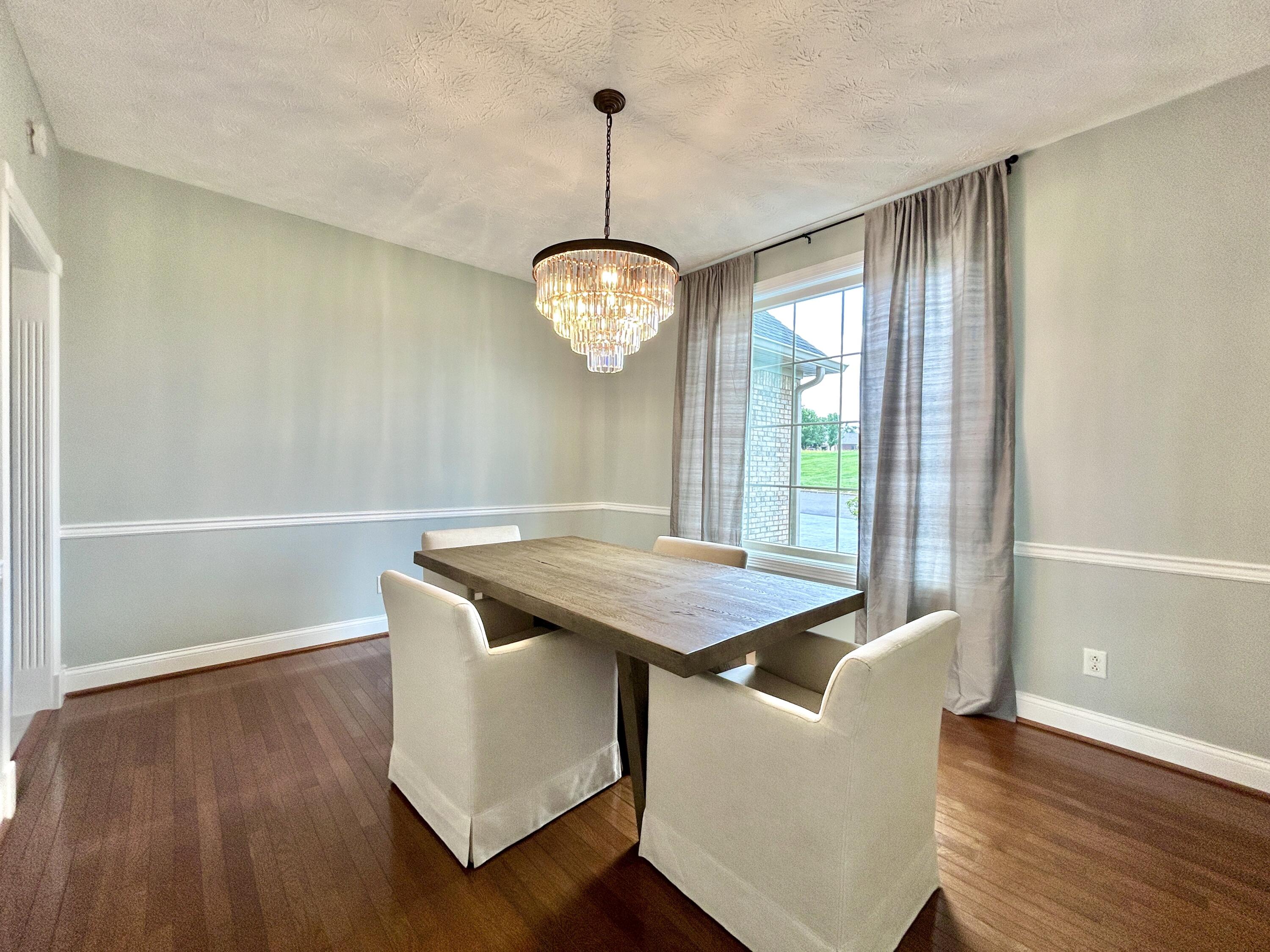 602 Knoll Lane Property Photo 33