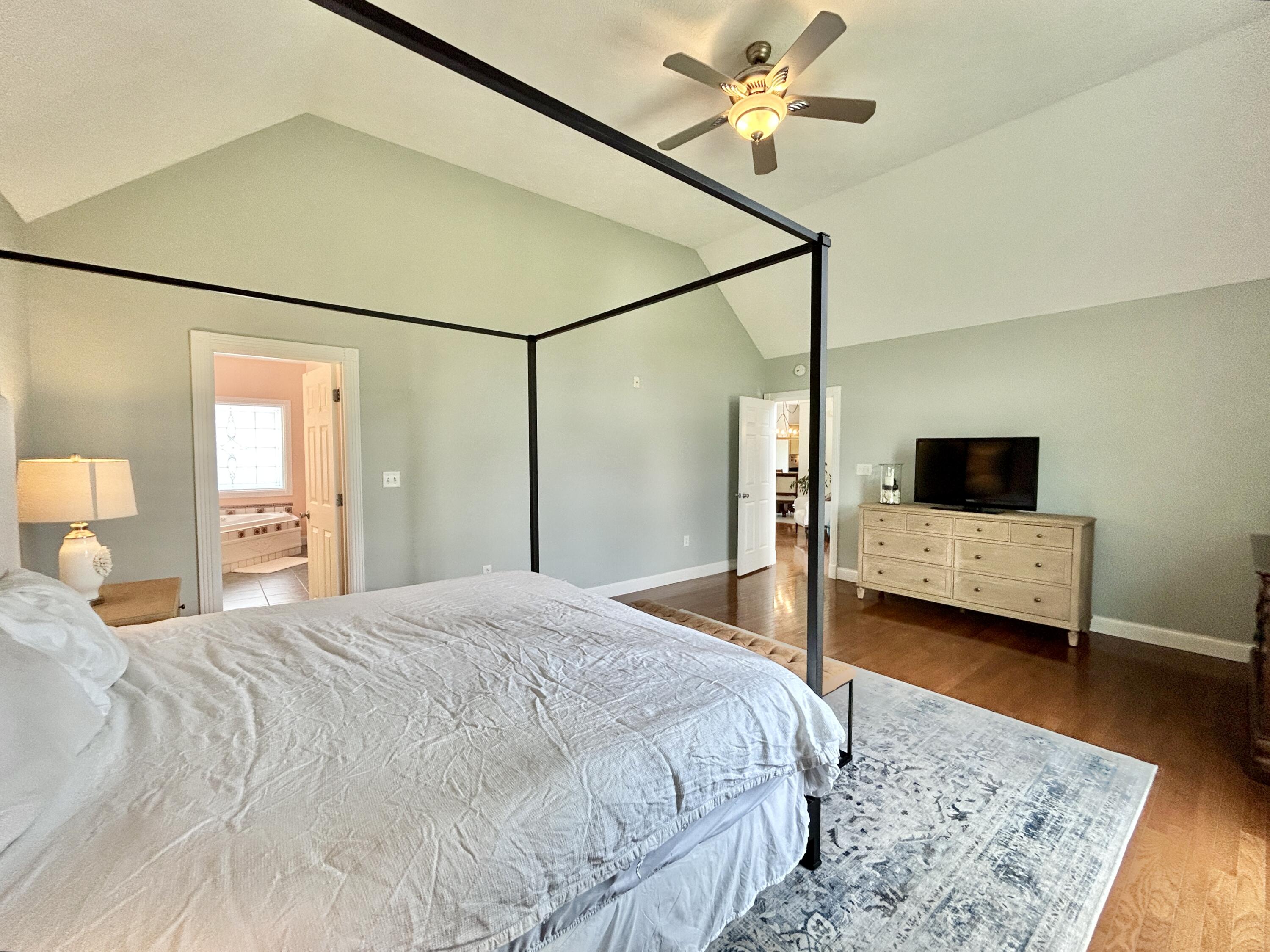 602 Knoll Lane Property Photo 48