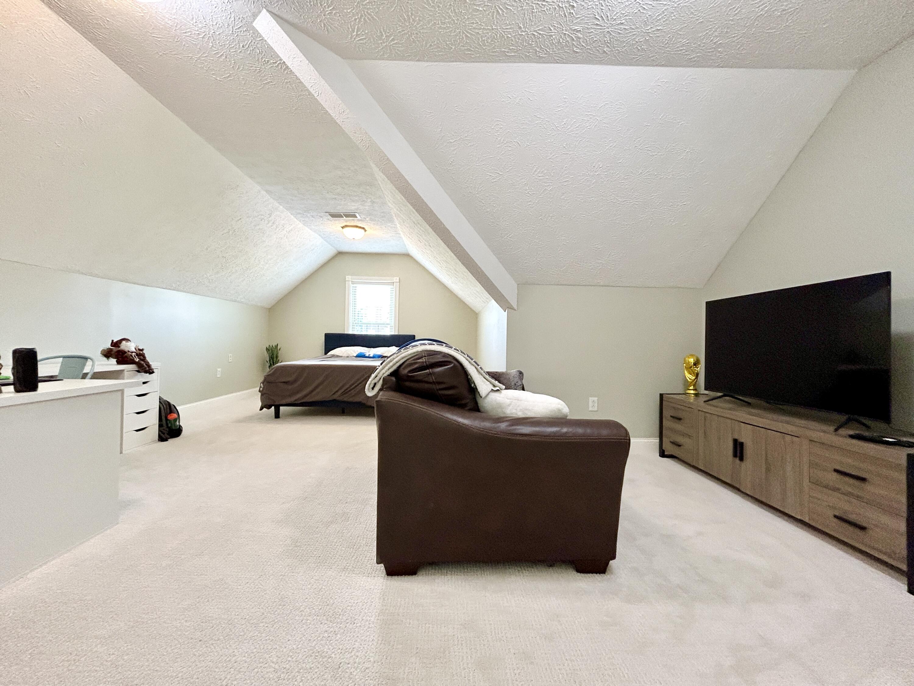 602 Knoll Lane Property Photo 60