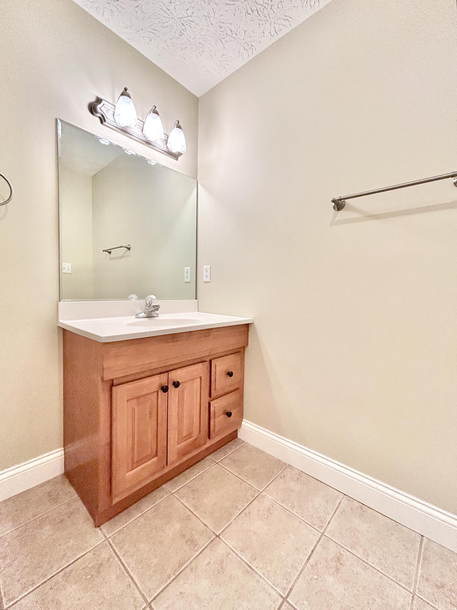 602 Knoll Lane Property Photo 72