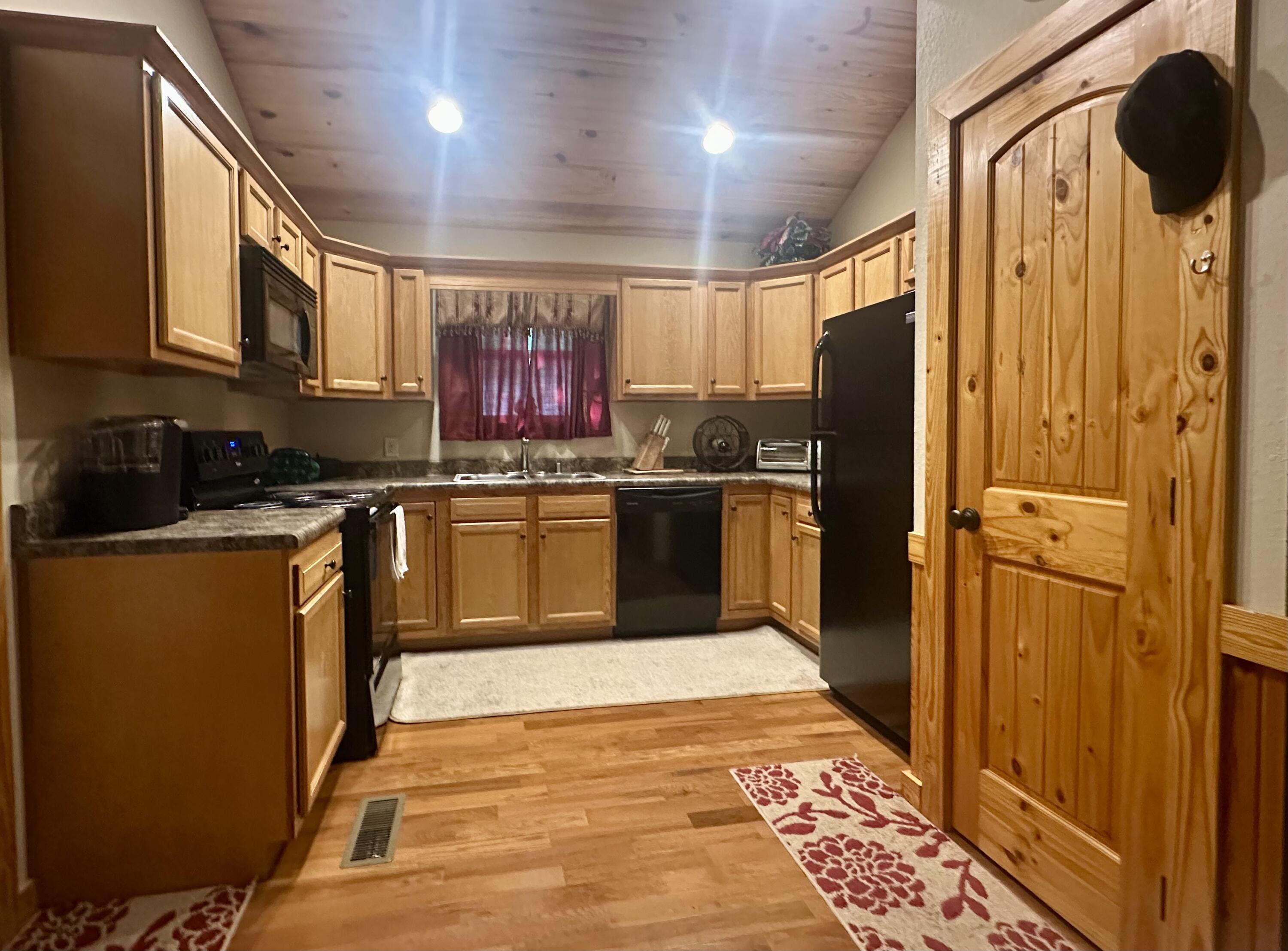 1150 Haynes Knob Road Property Photo 10