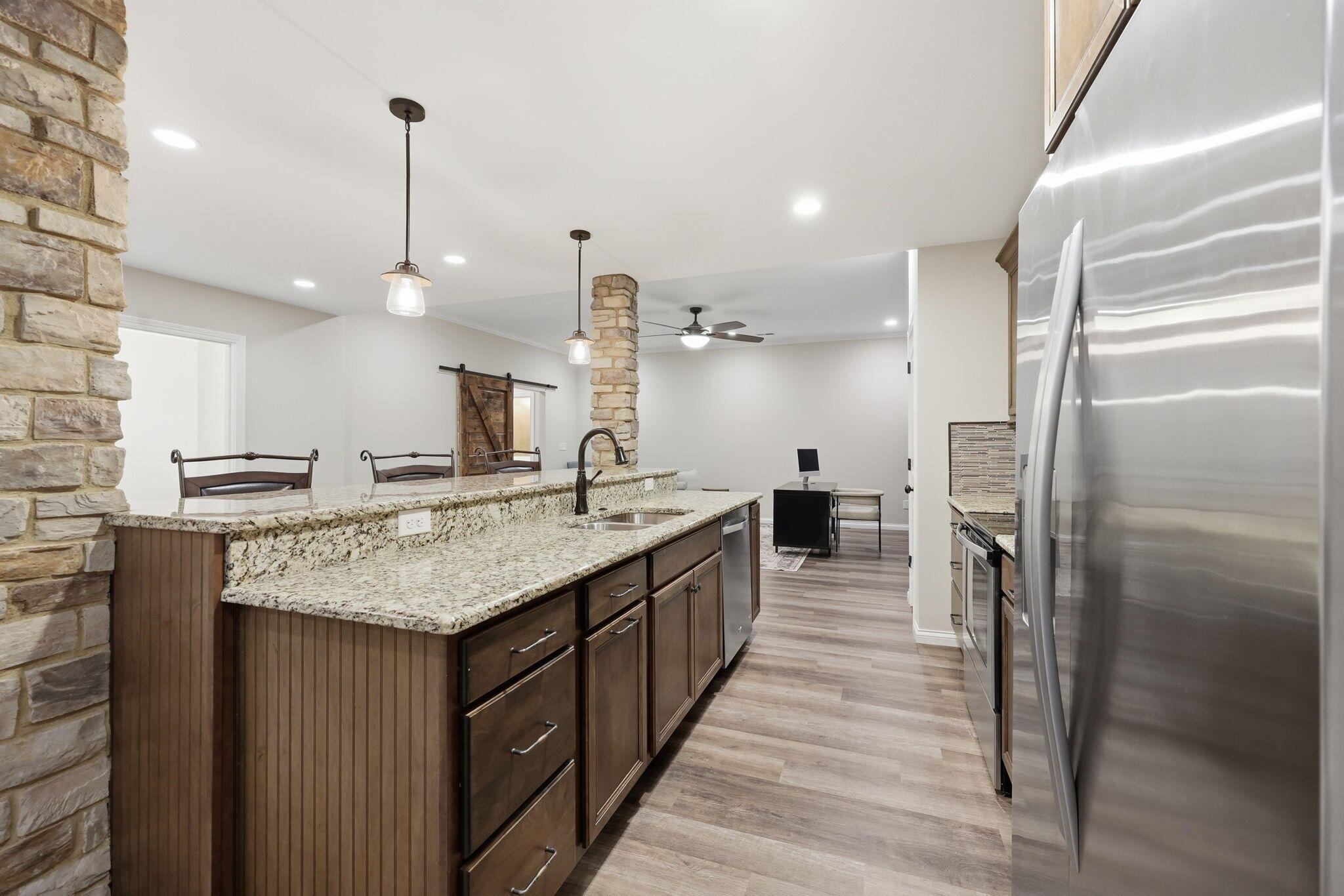 305 Eagle Drive Property Photo 100