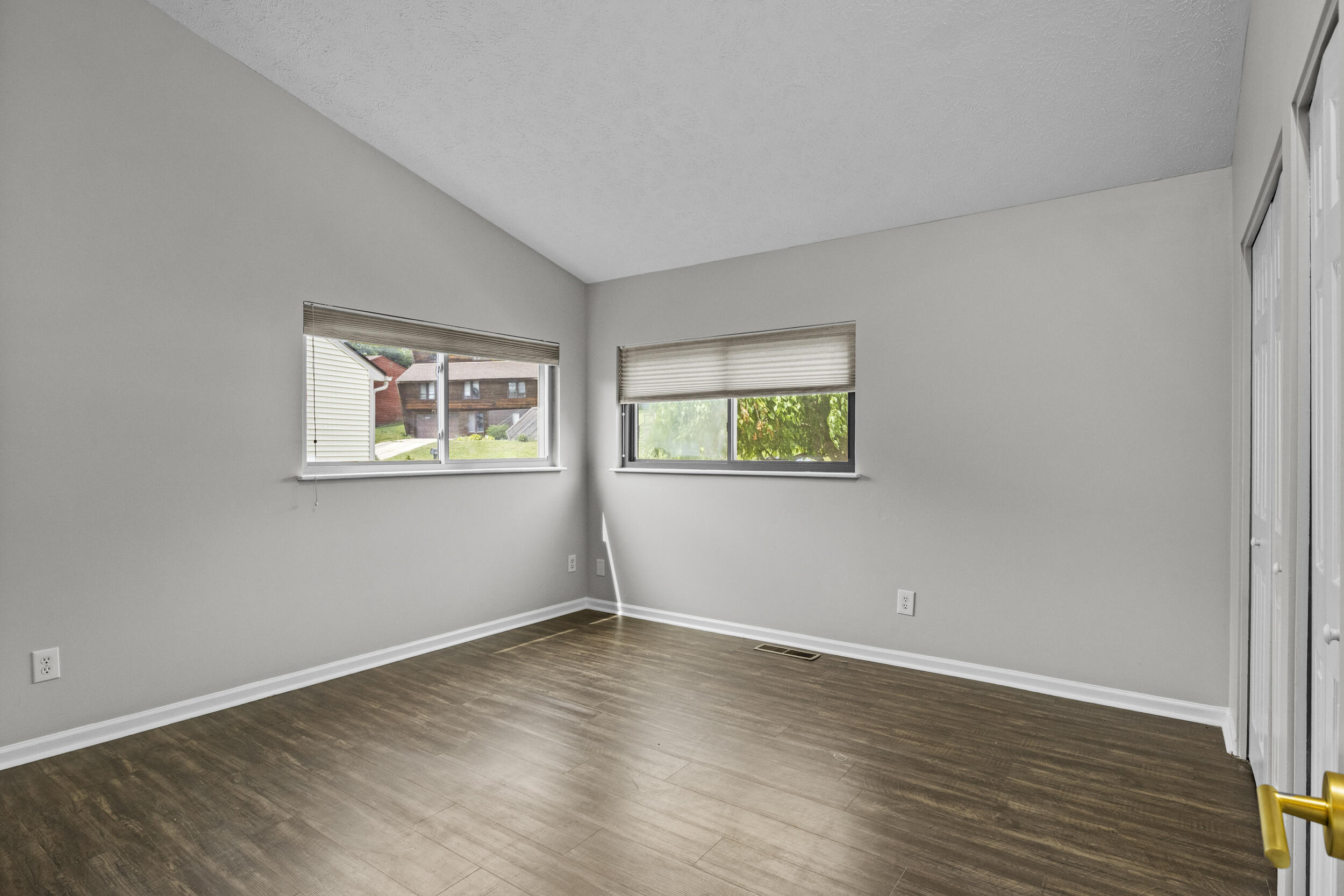 3780 Dicksonia Drive Property Photo 20