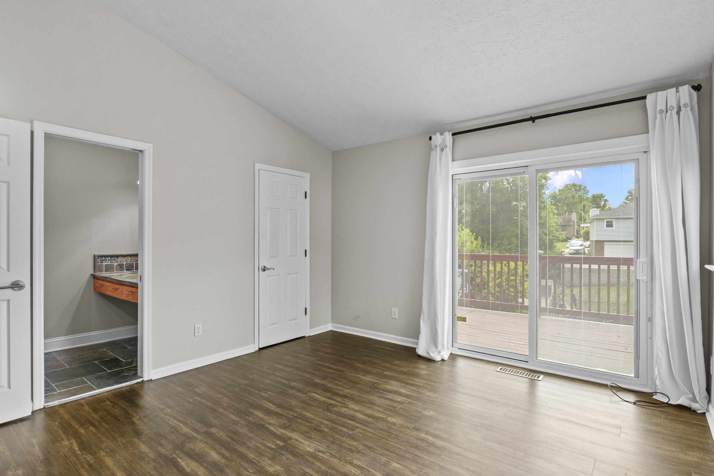 3780 Dicksonia Drive Property Photo 26