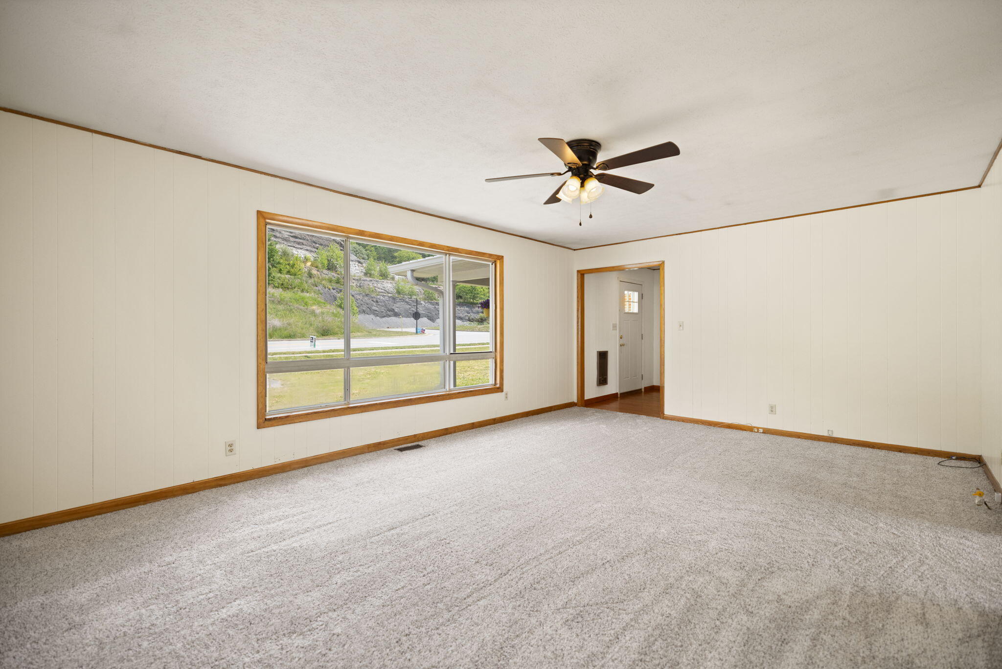 1176 Parkway Drive Property Photo 20