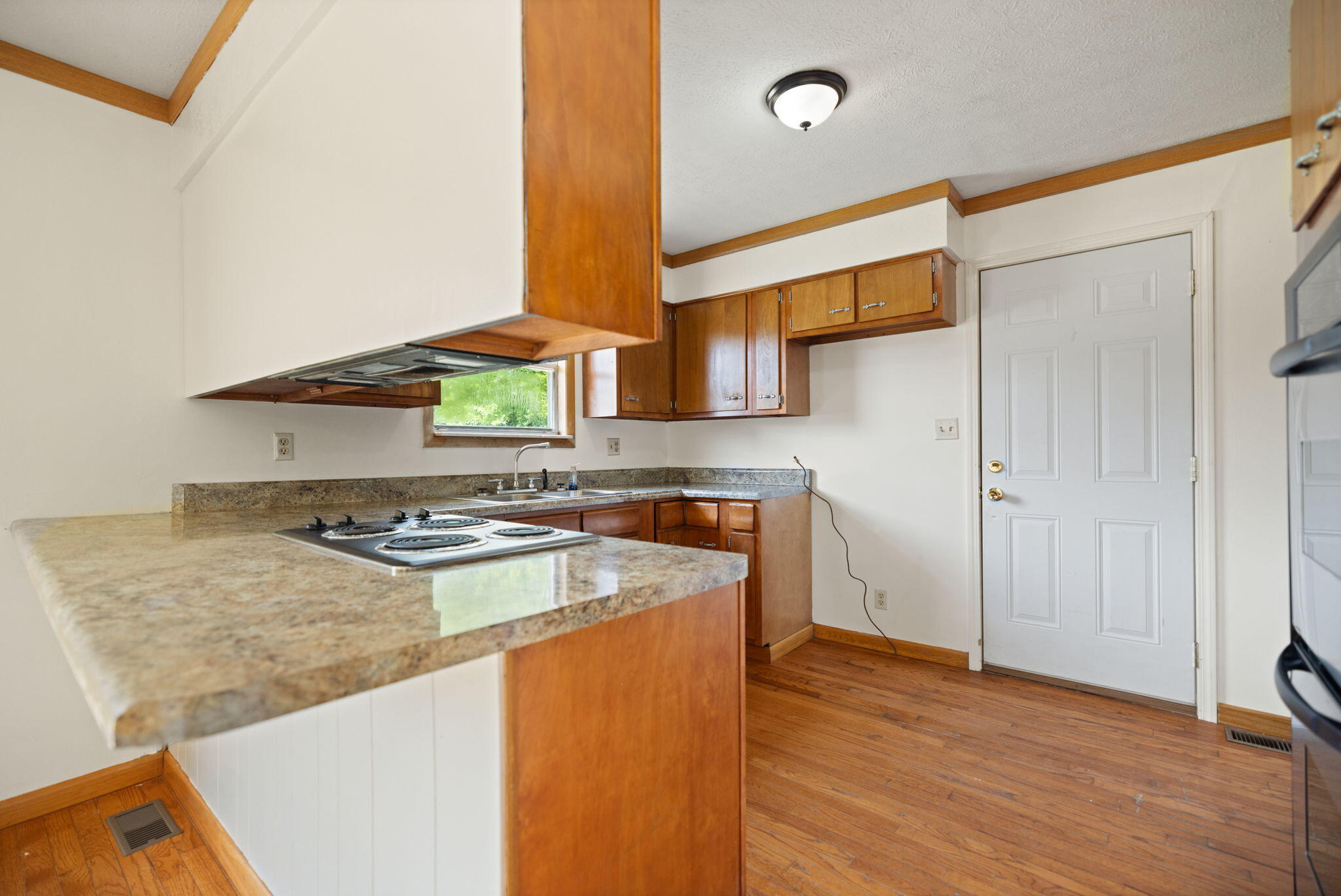 1176 Parkway Drive Property Photo 29