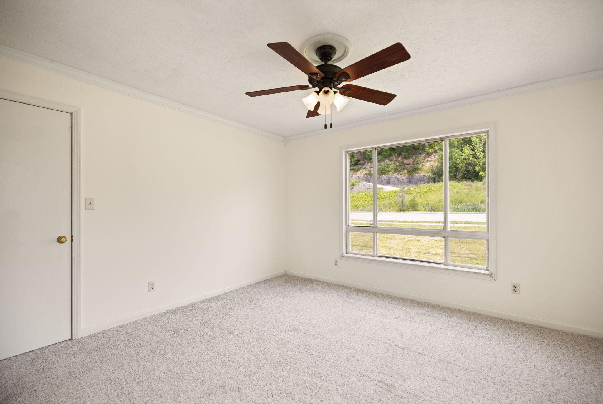 1176 Parkway Drive Property Photo 34