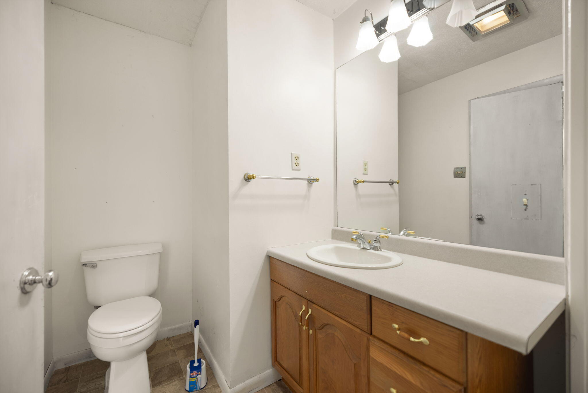 1176 Parkway Drive Property Photo 42