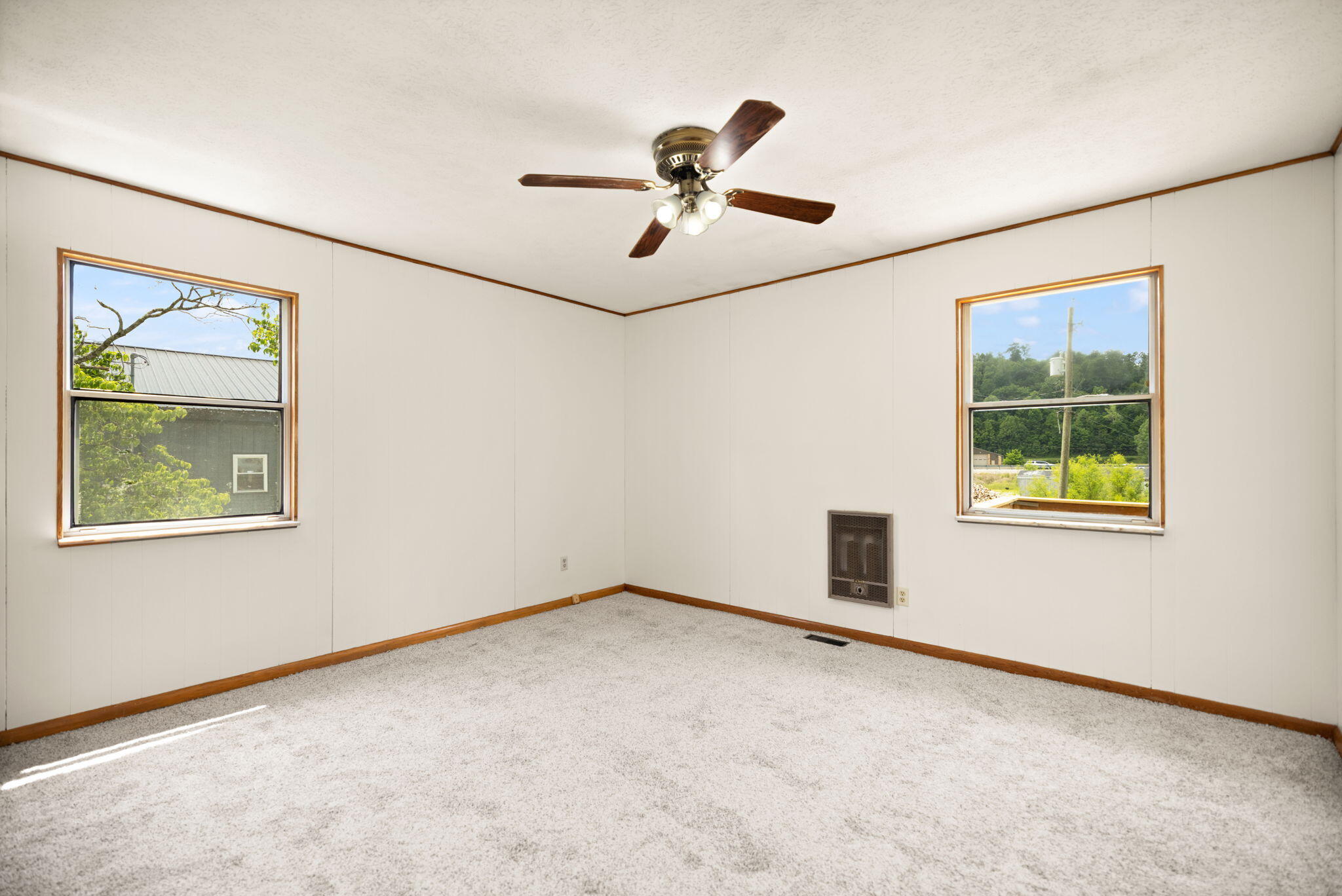 1176 Parkway Drive Property Photo 43