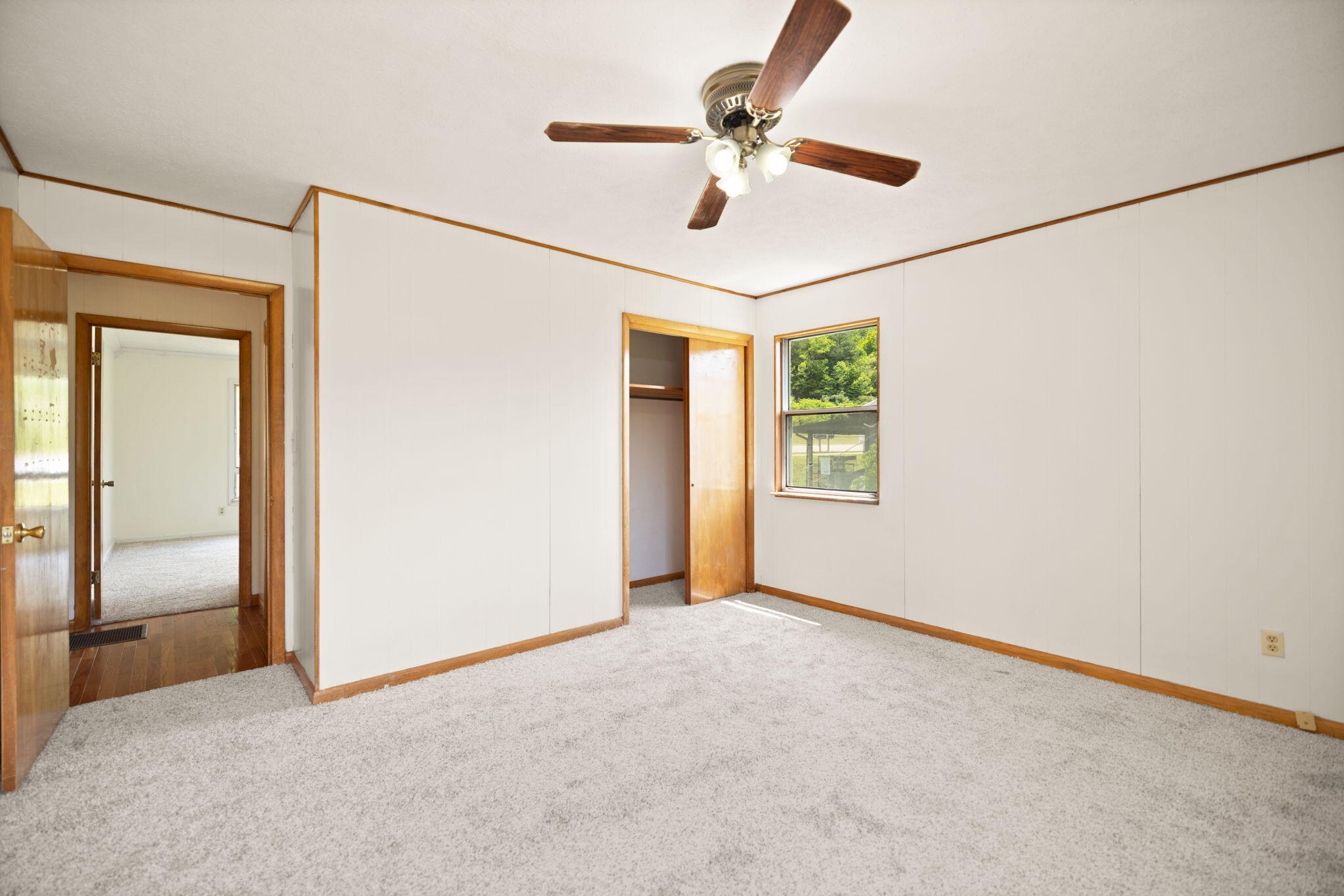 1176 Parkway Drive Property Photo 44
