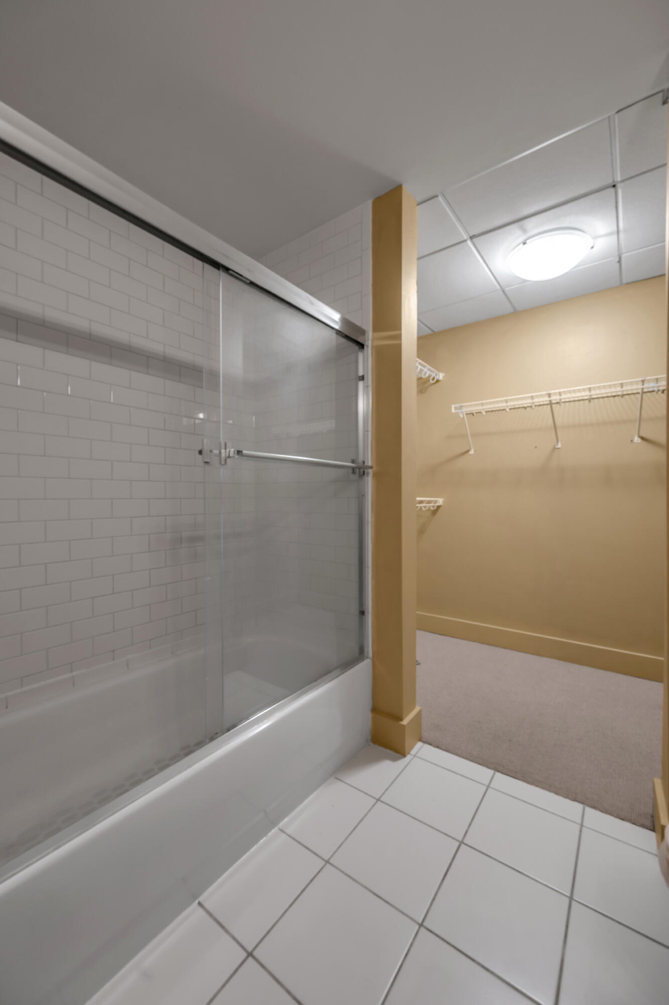 350 E Short Street 211 Property Photo 16