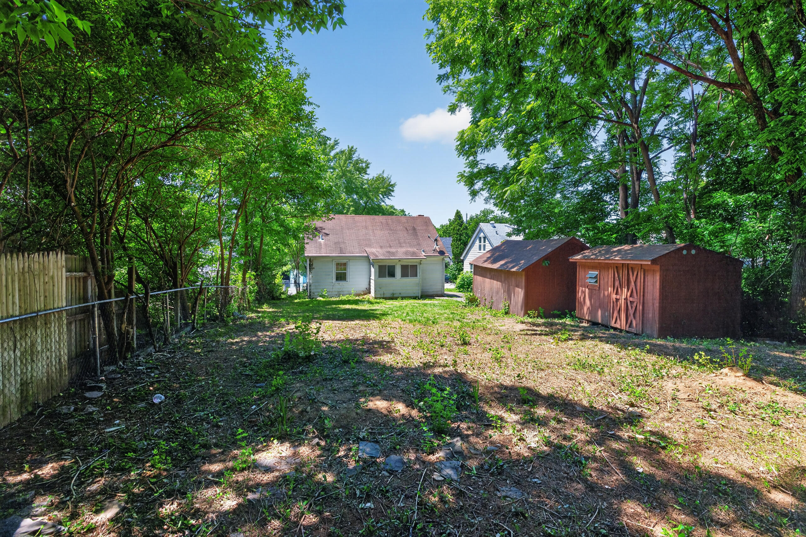507 Addison Avenue Property Photo 23