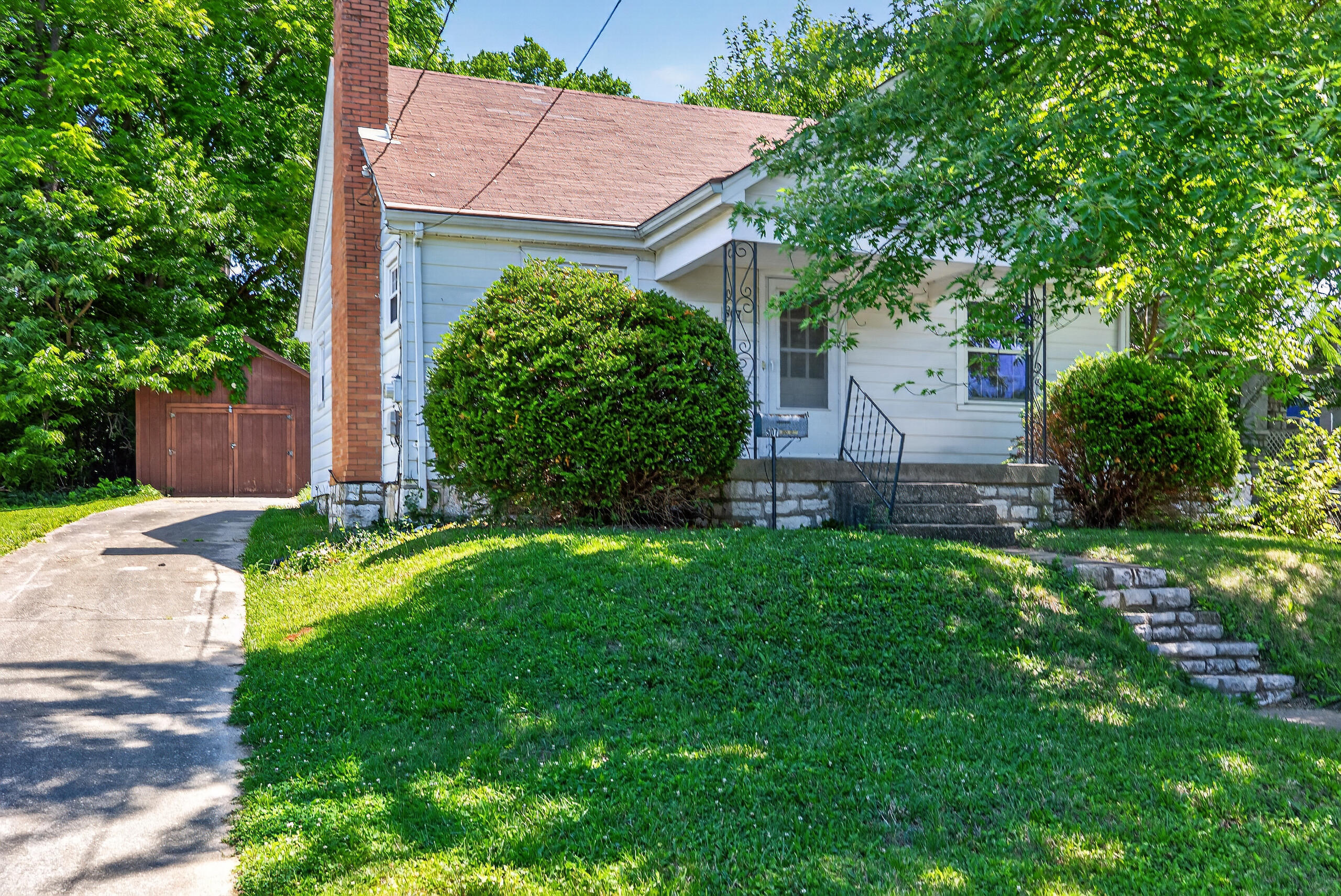 507 Addison Avenue Property Photo 25