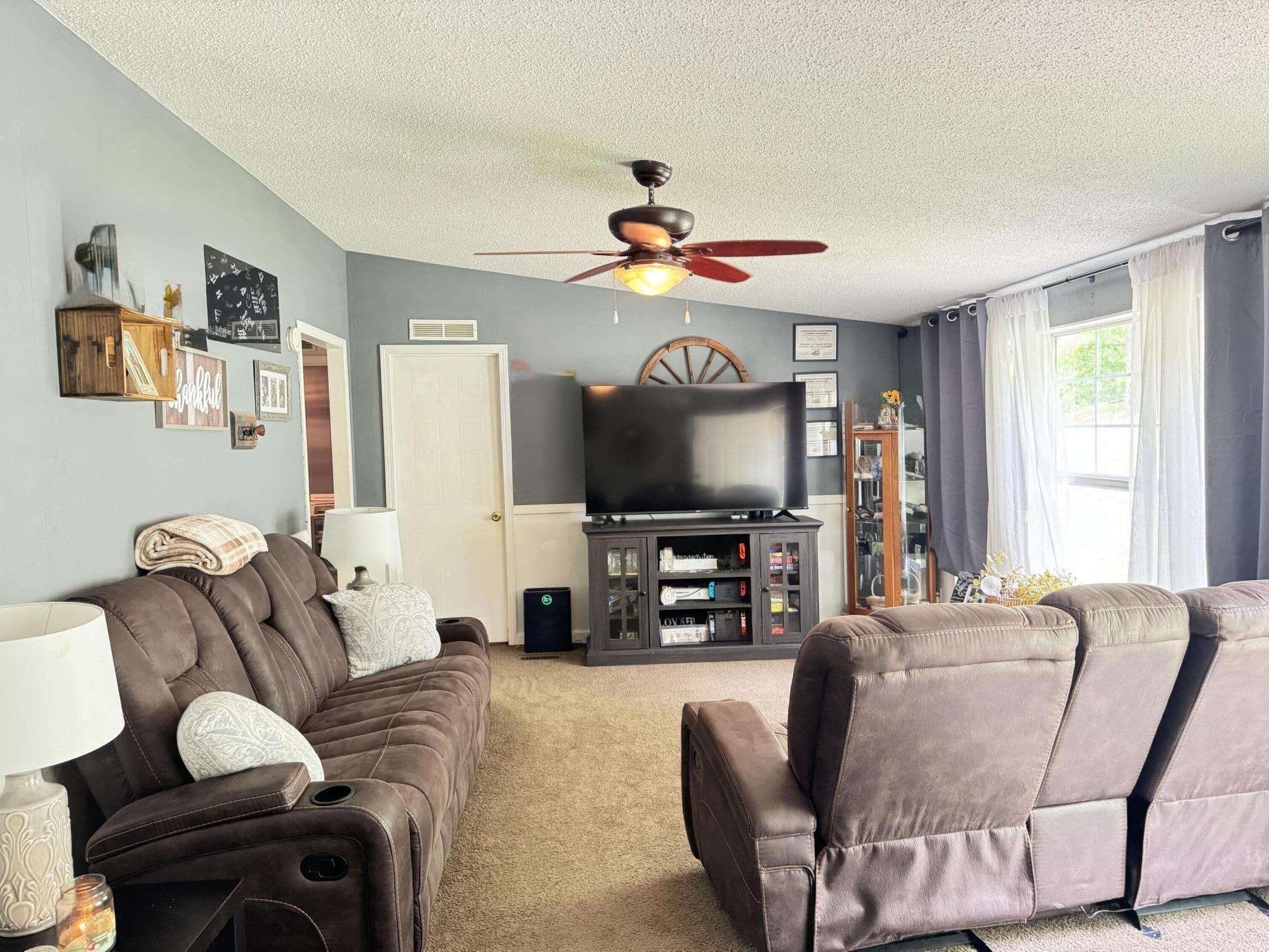 62 Shady Lane Property Photo 2