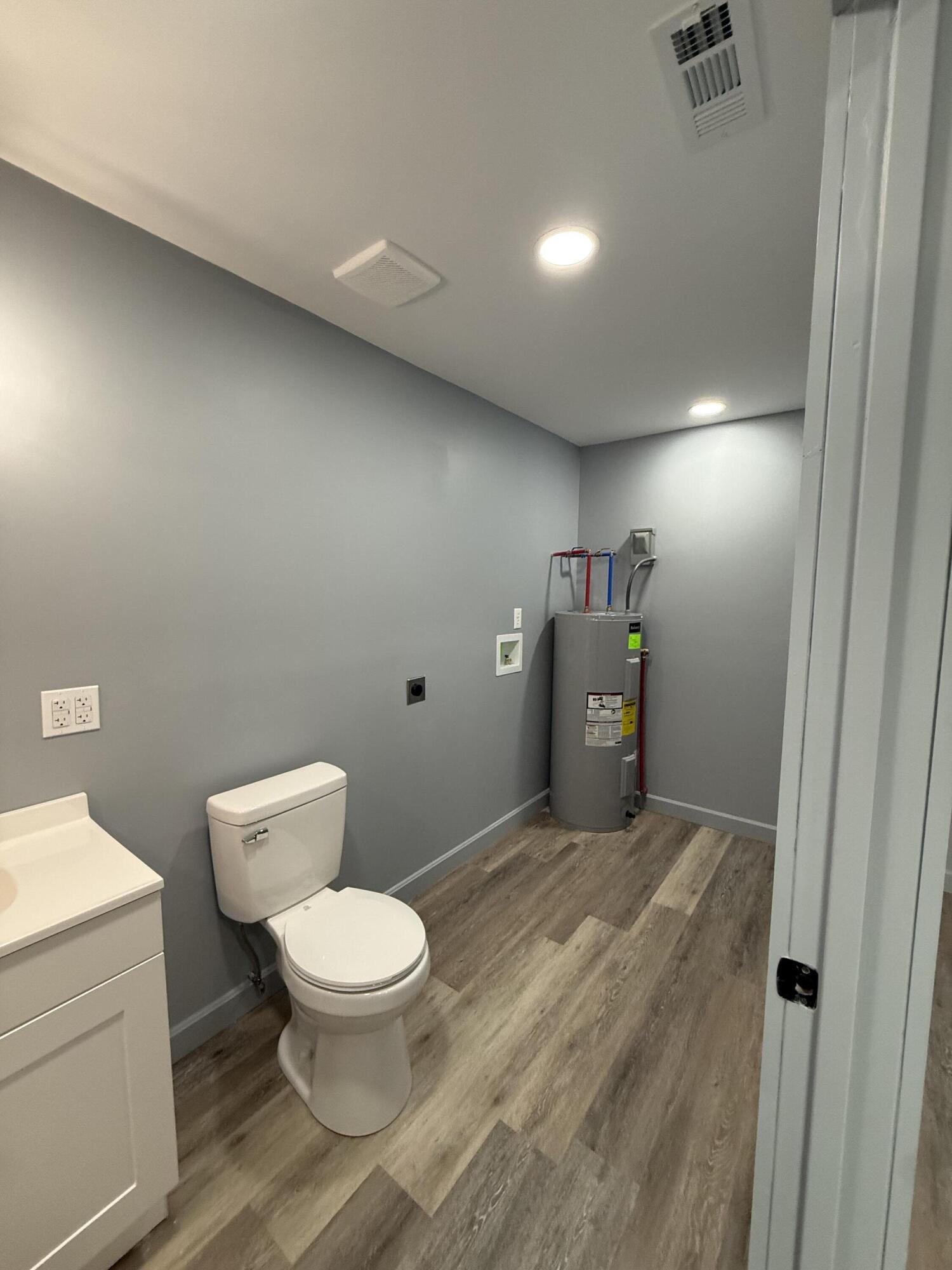 161 S Allison Avenue Property Photo 19