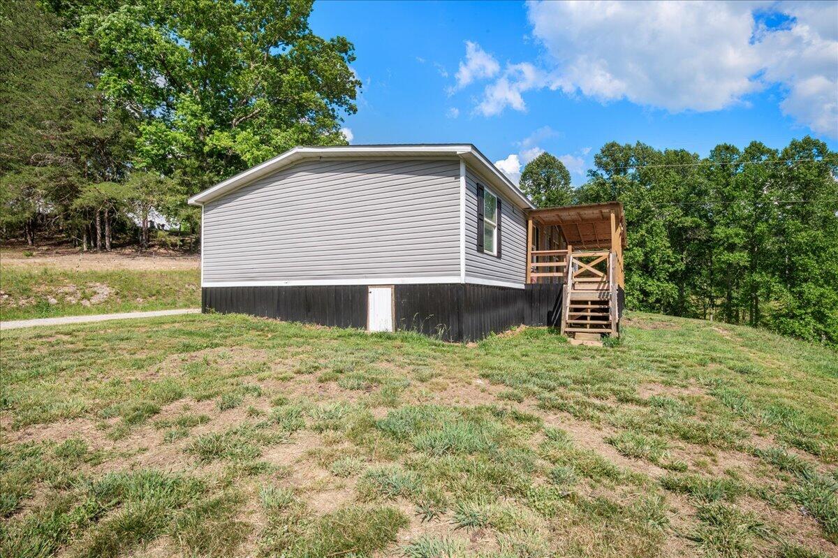 136 Sonic Drive Property Photo 9