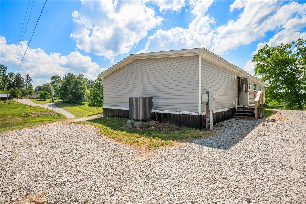 136 Sonic Drive Property Photo 10