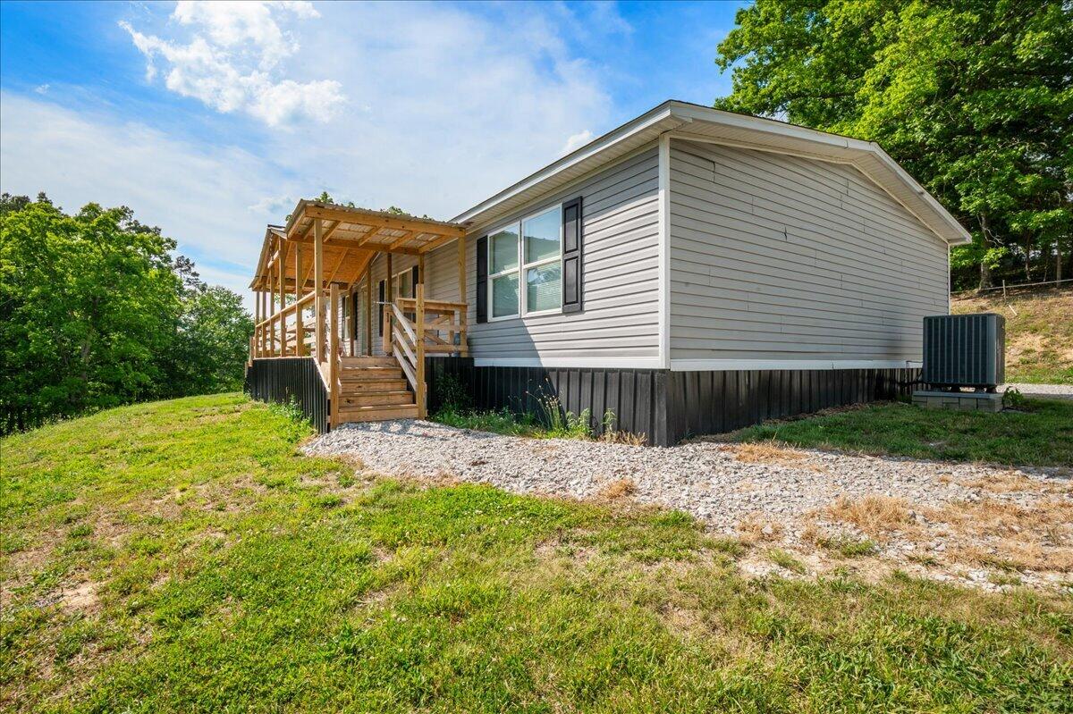 136 Sonic Drive Property Photo 11