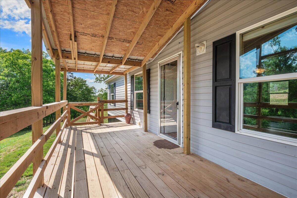 136 Sonic Drive Property Photo 13