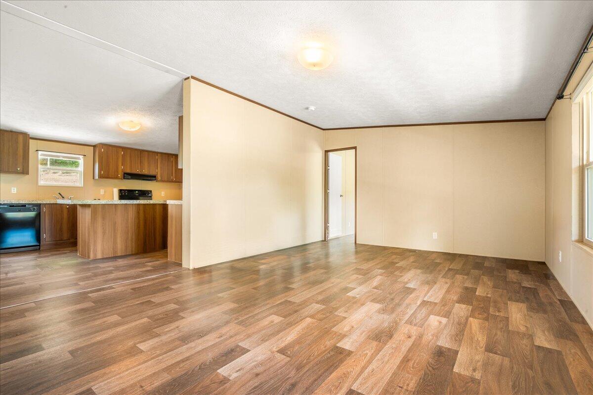 136 Sonic Drive Property Photo 15