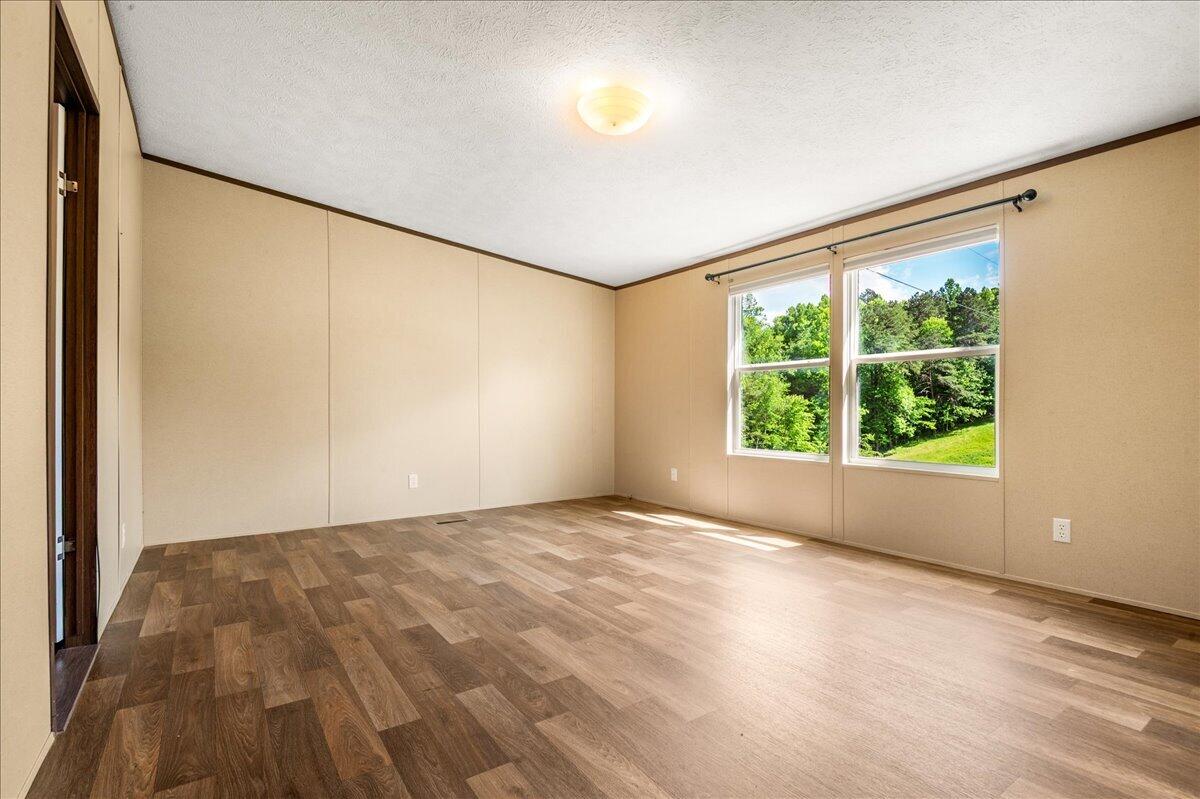 136 Sonic Drive Property Photo 17