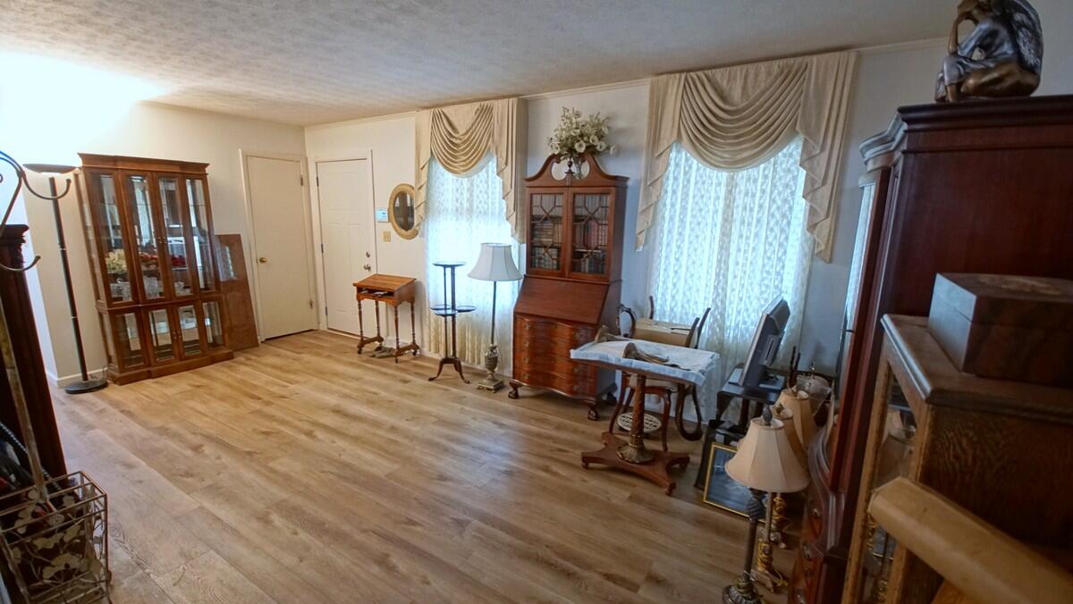 311 Sioux Trail 1 Property Photo 4