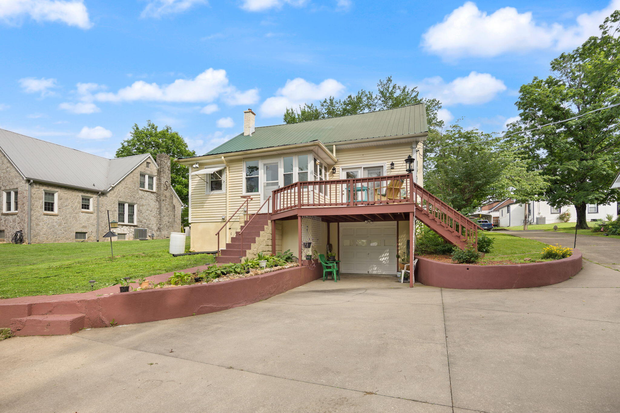 203 Wall Street Property Photo 45
