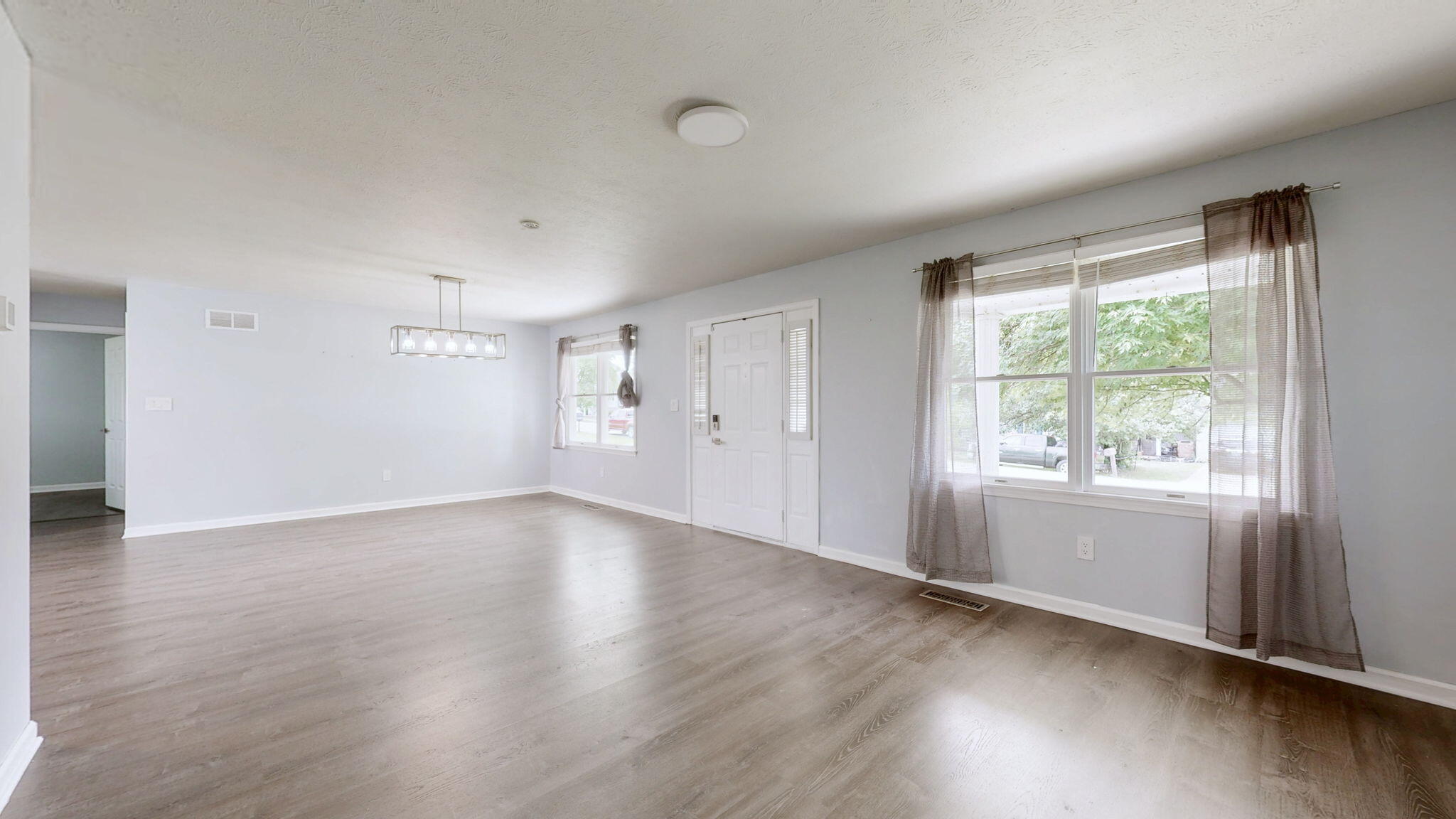 301 Eagle Drive Property Photo 10