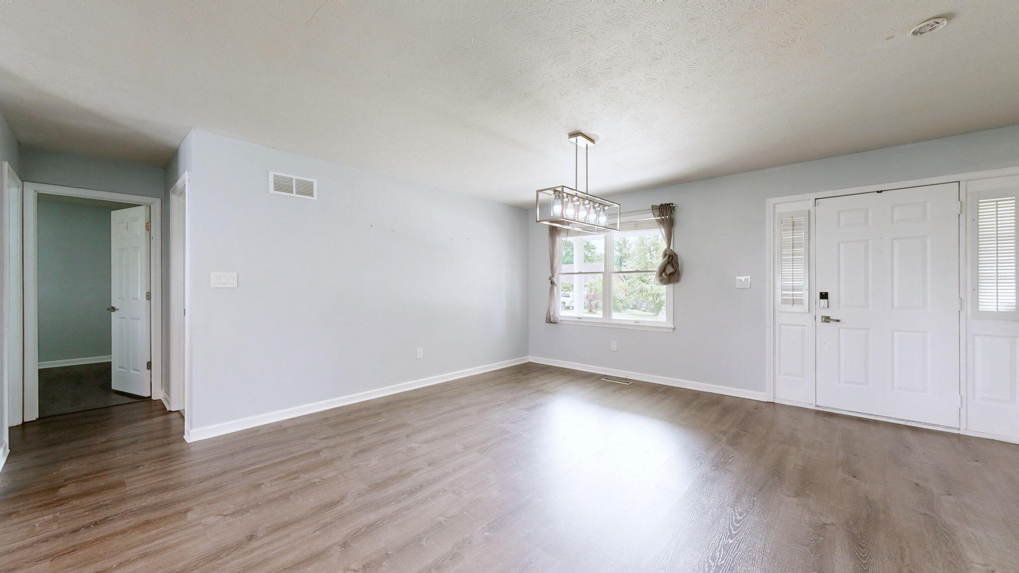 301 Eagle Drive Property Photo 11