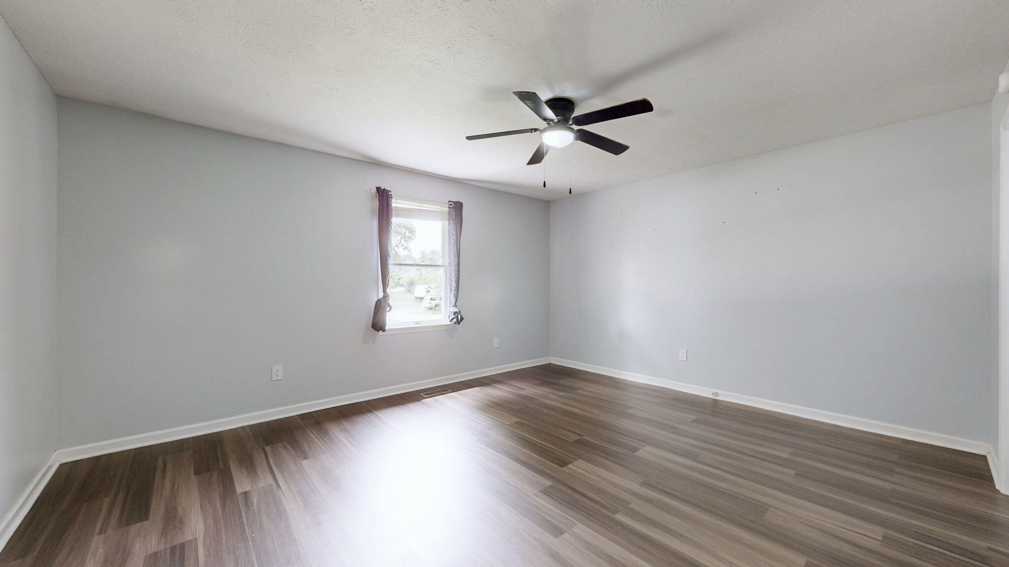 301 Eagle Drive Property Photo 13