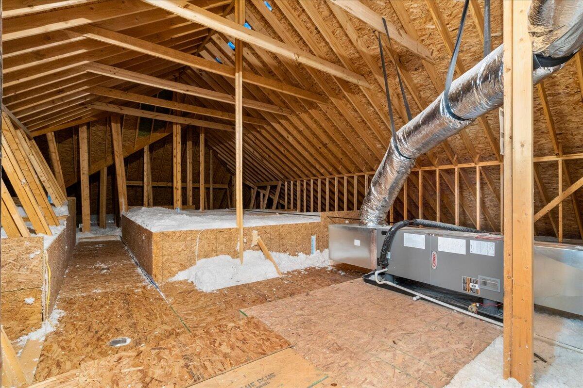 2428 Lorenzo Way Property Photo 46
