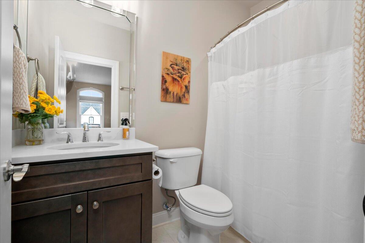 2428 Lorenzo Way Property Photo 49