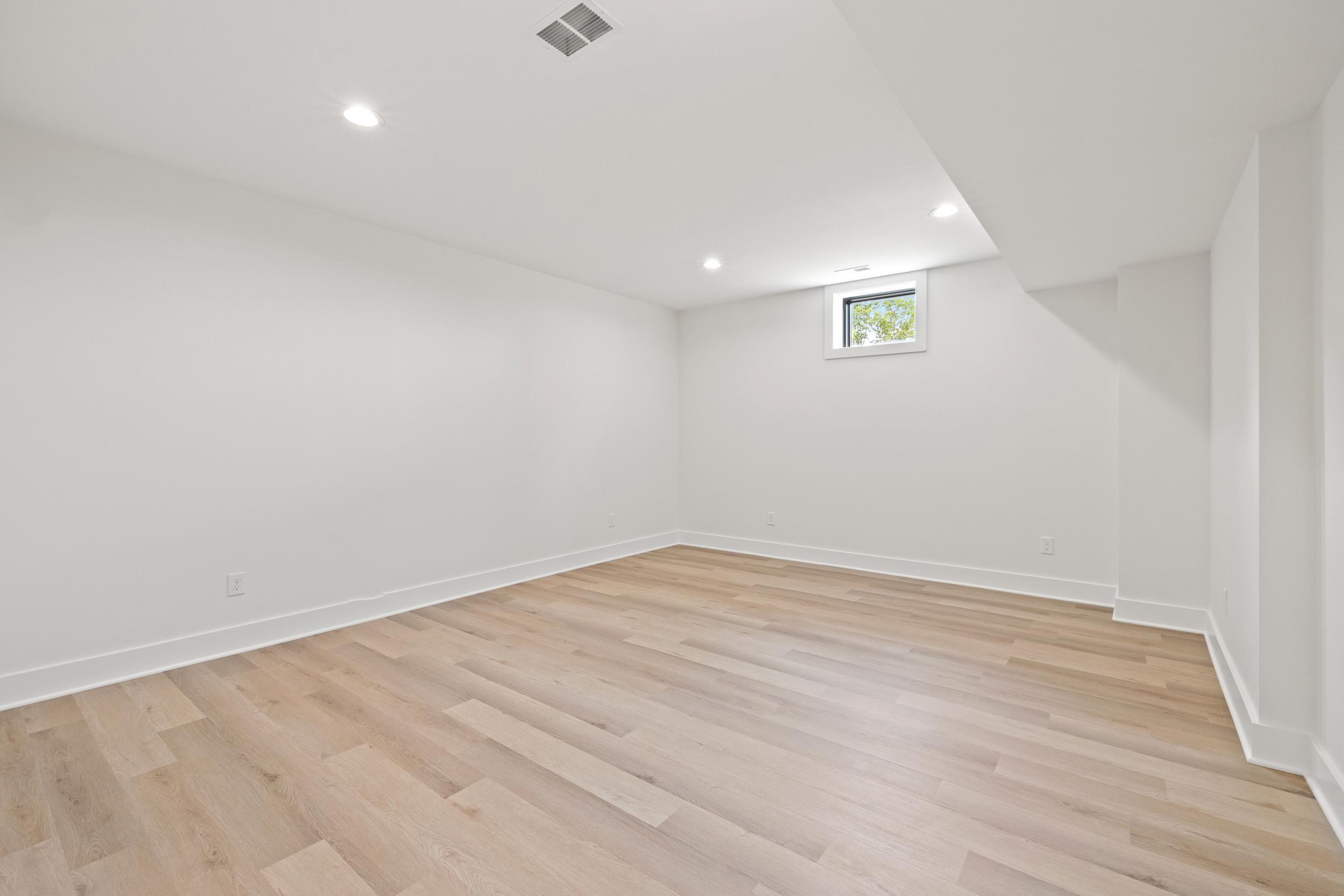 2305 Harrodsburg Road Property Photo 39