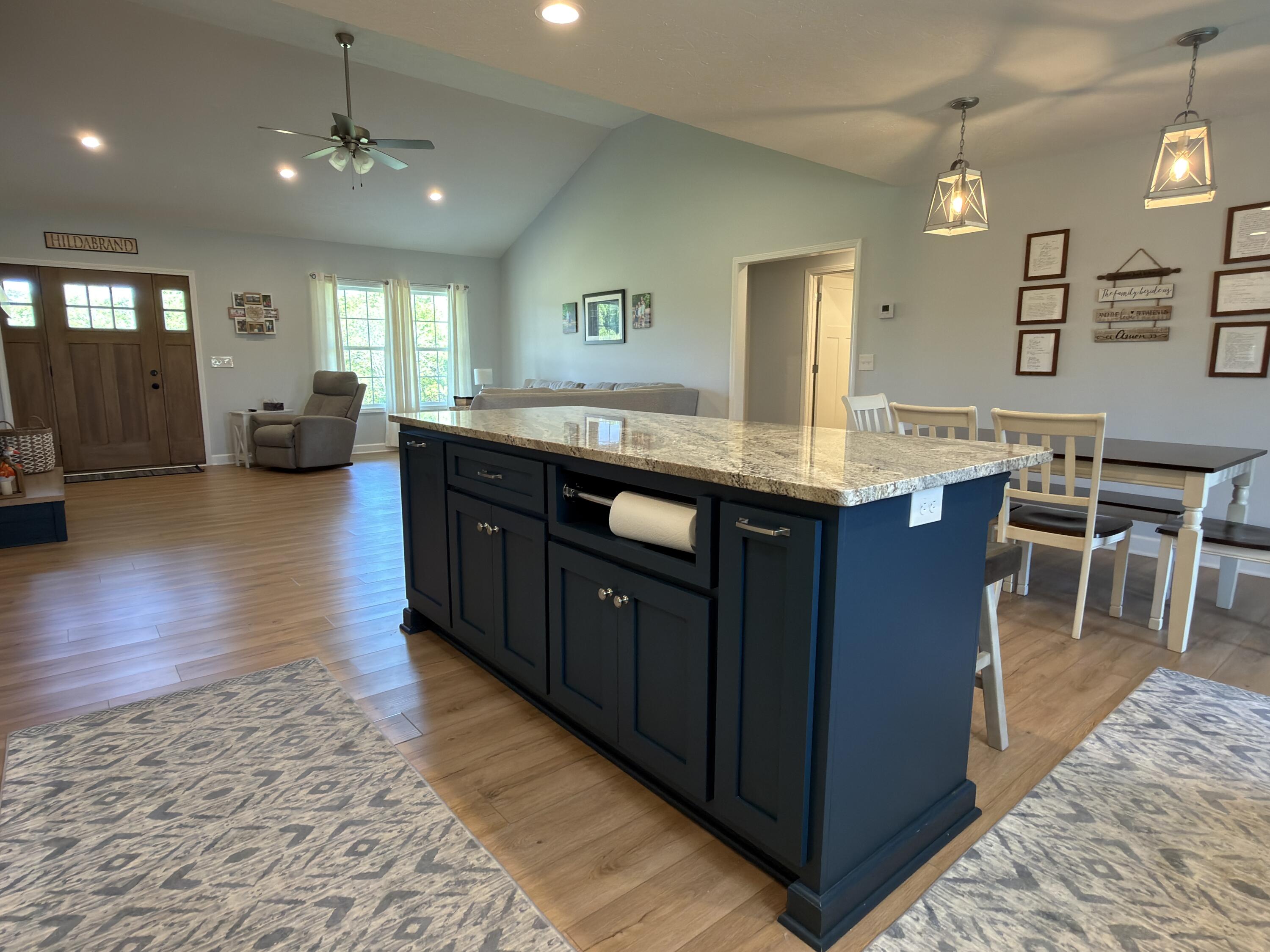 207 Collins Road Property Photo 11