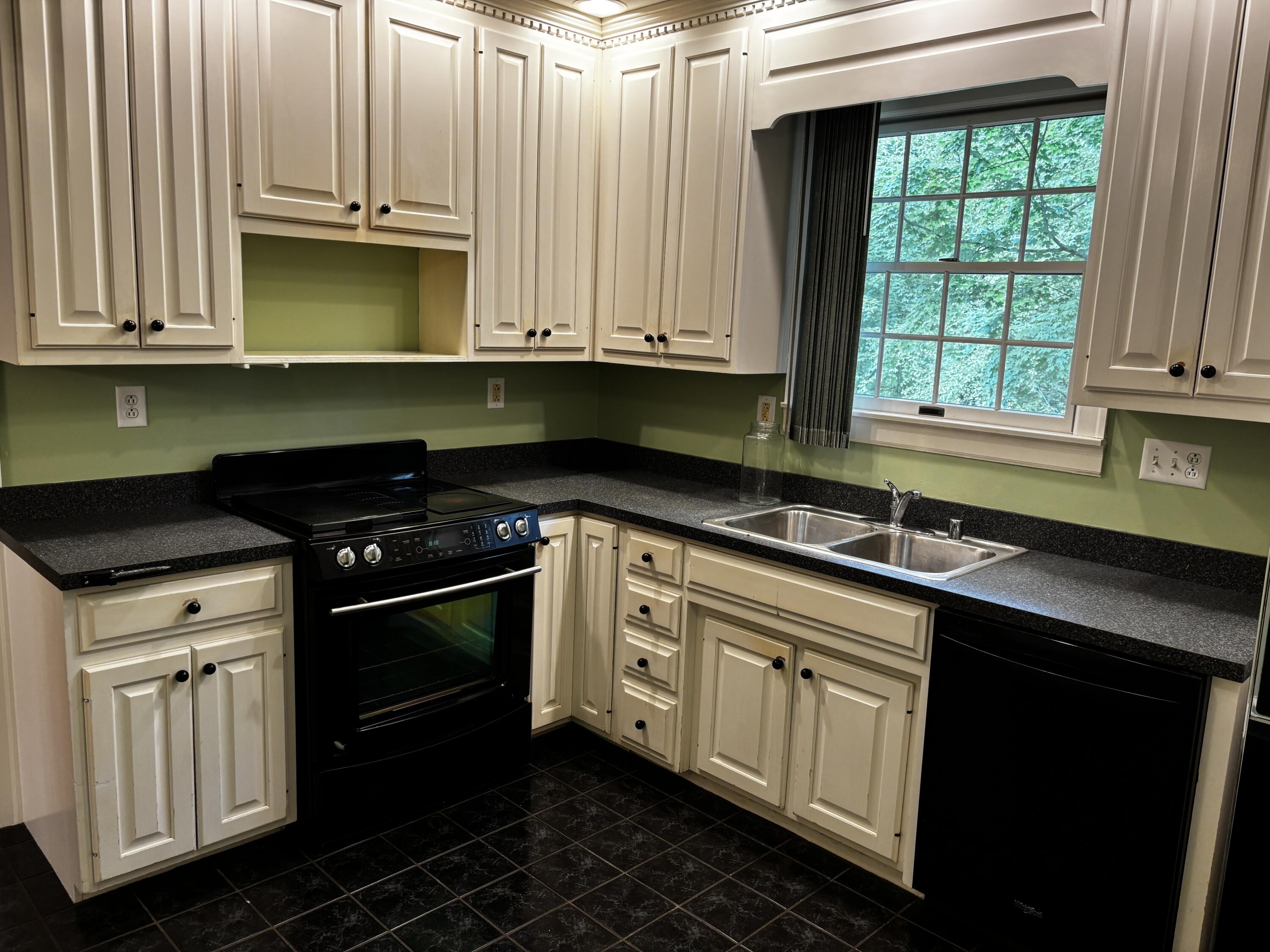 1119 Deer Haven Drive Property Photo 17