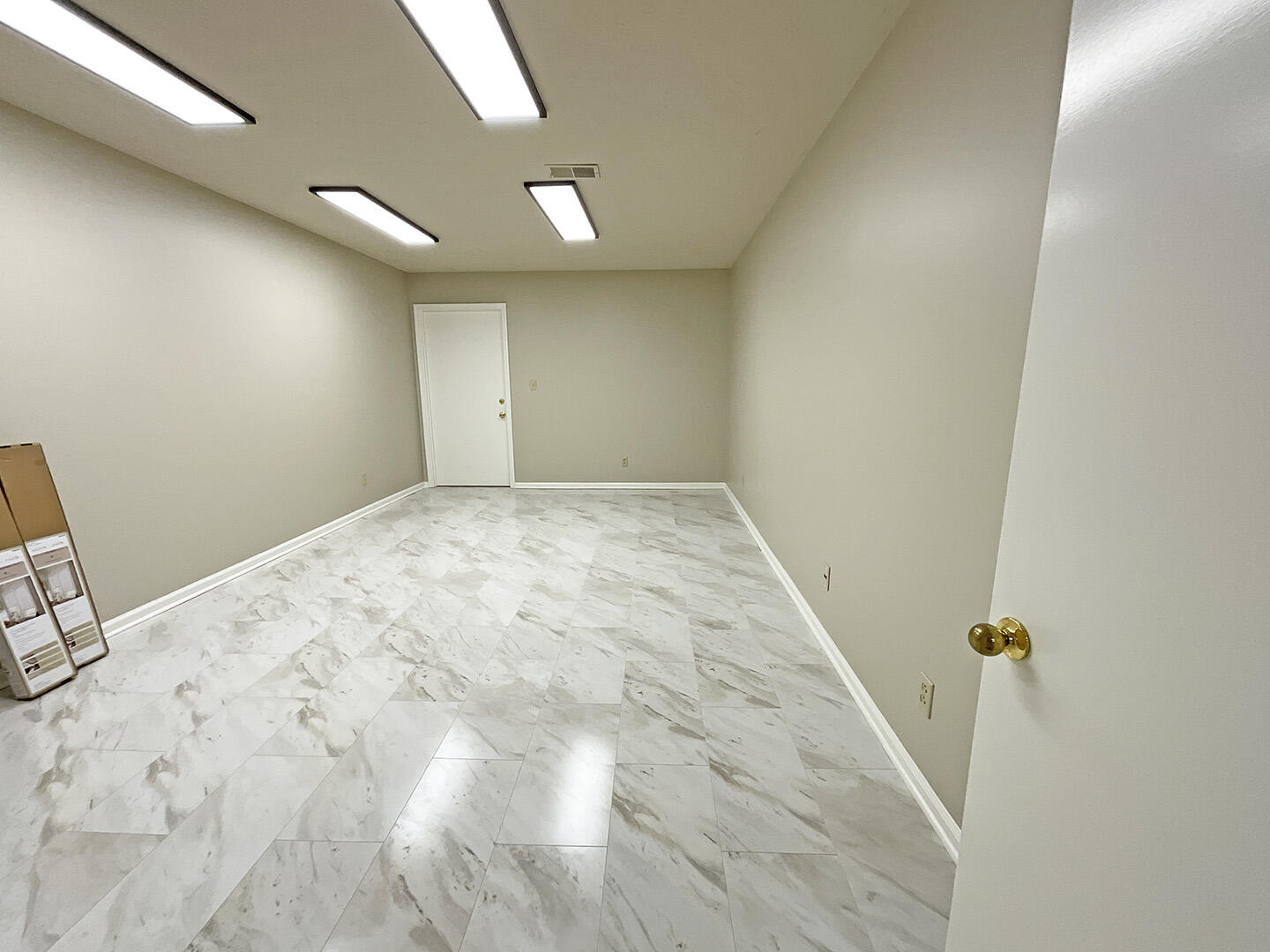 111 St James Court 2 Property Photo 8